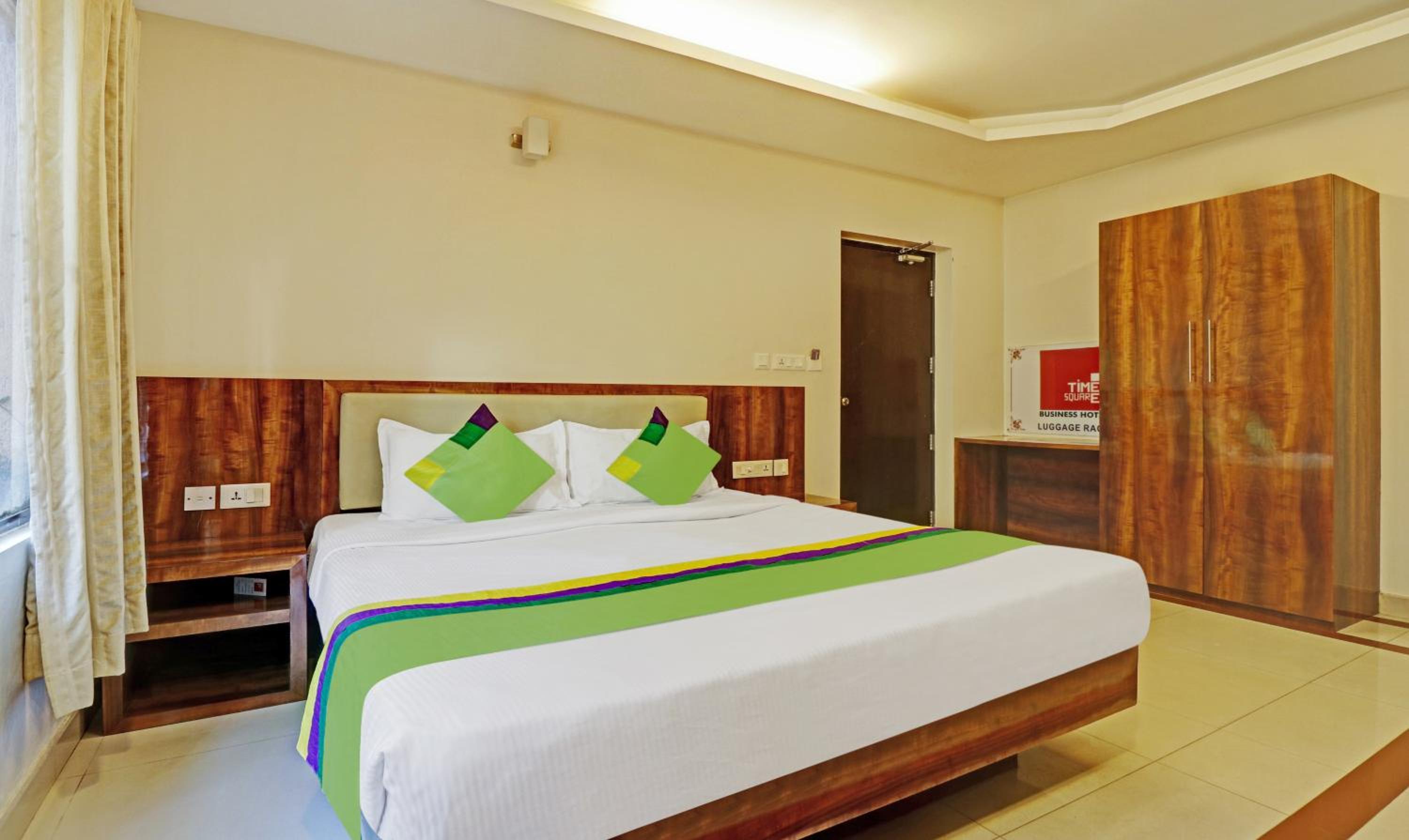 Deluxe Double Room - Photo 2