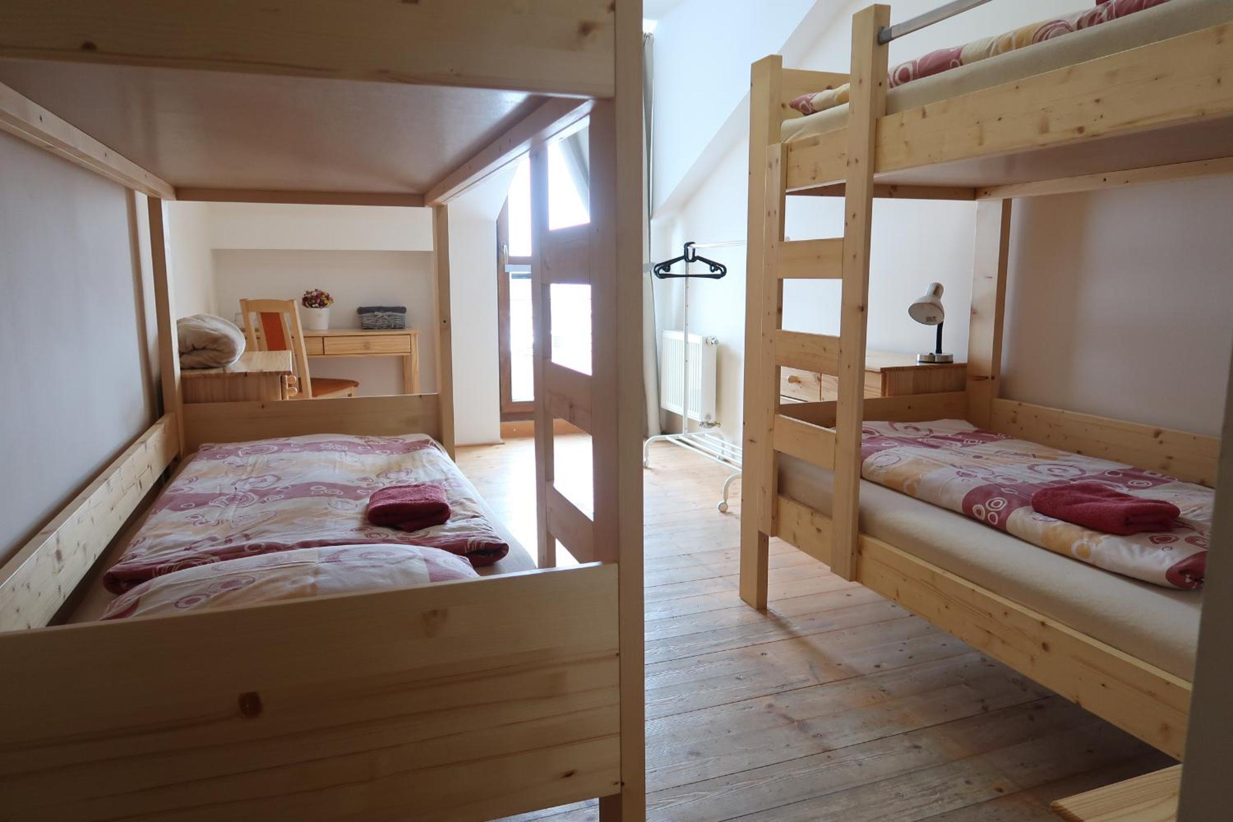 Twin Room with Private Bathroom photo 1