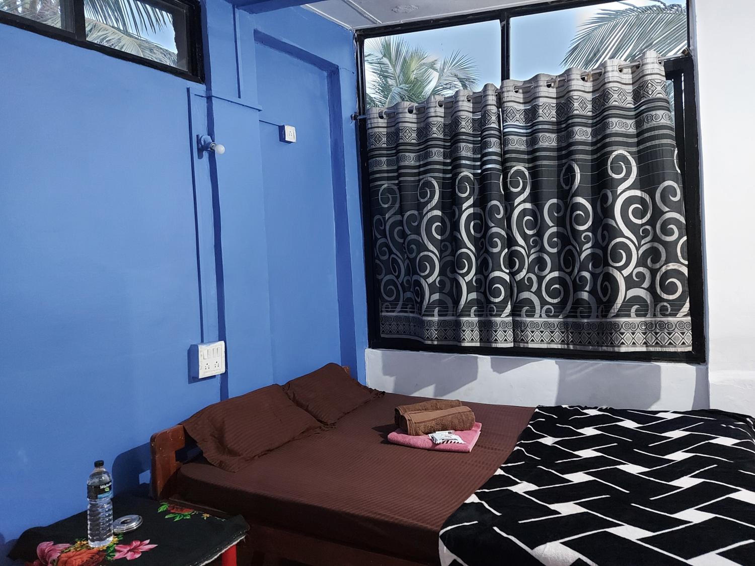 Budget Double Room - Photo 1