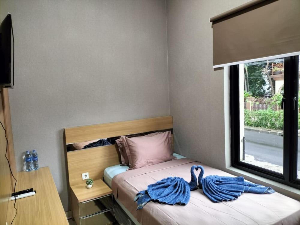 Single Room - Photo 1