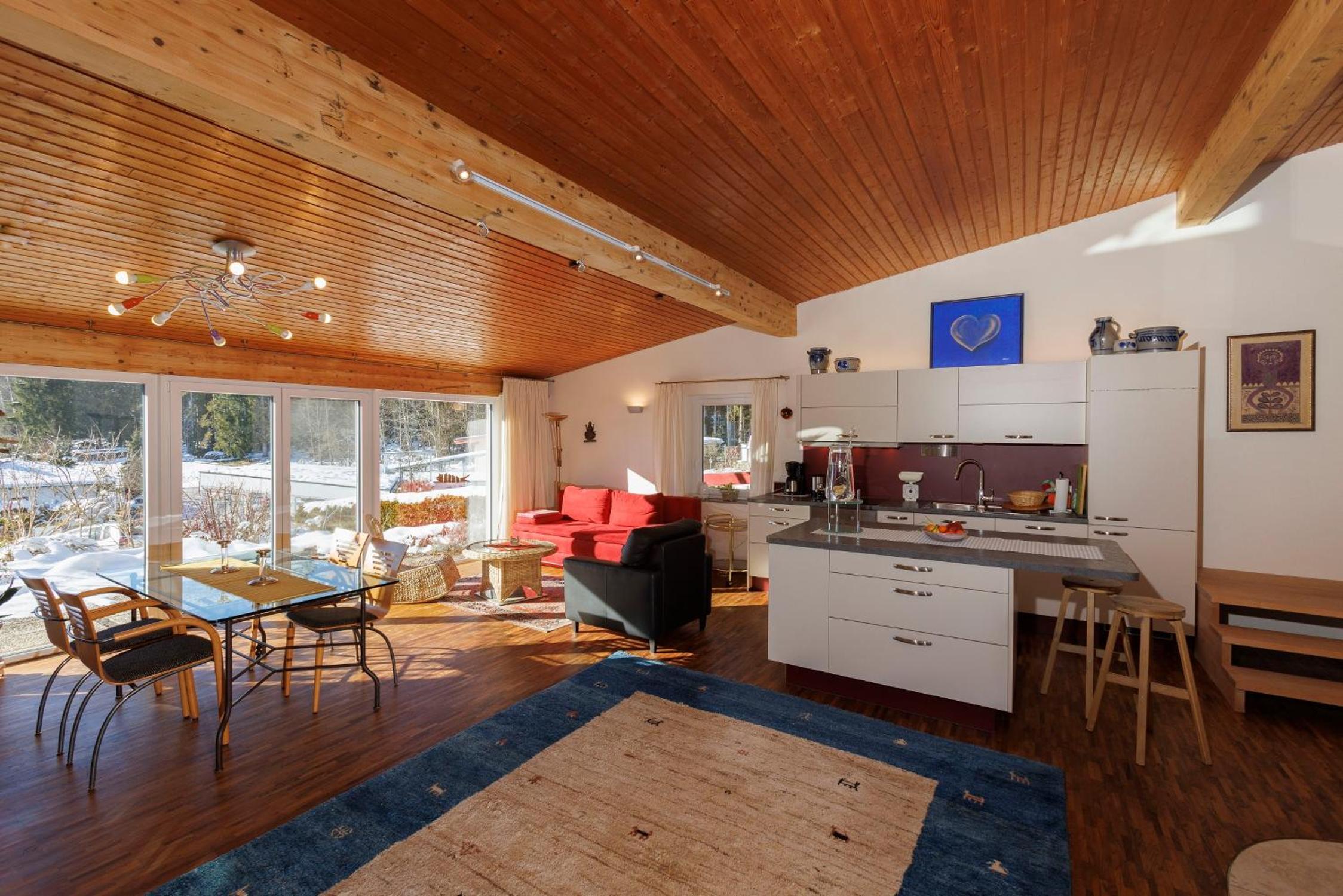 Deluxe Apartment