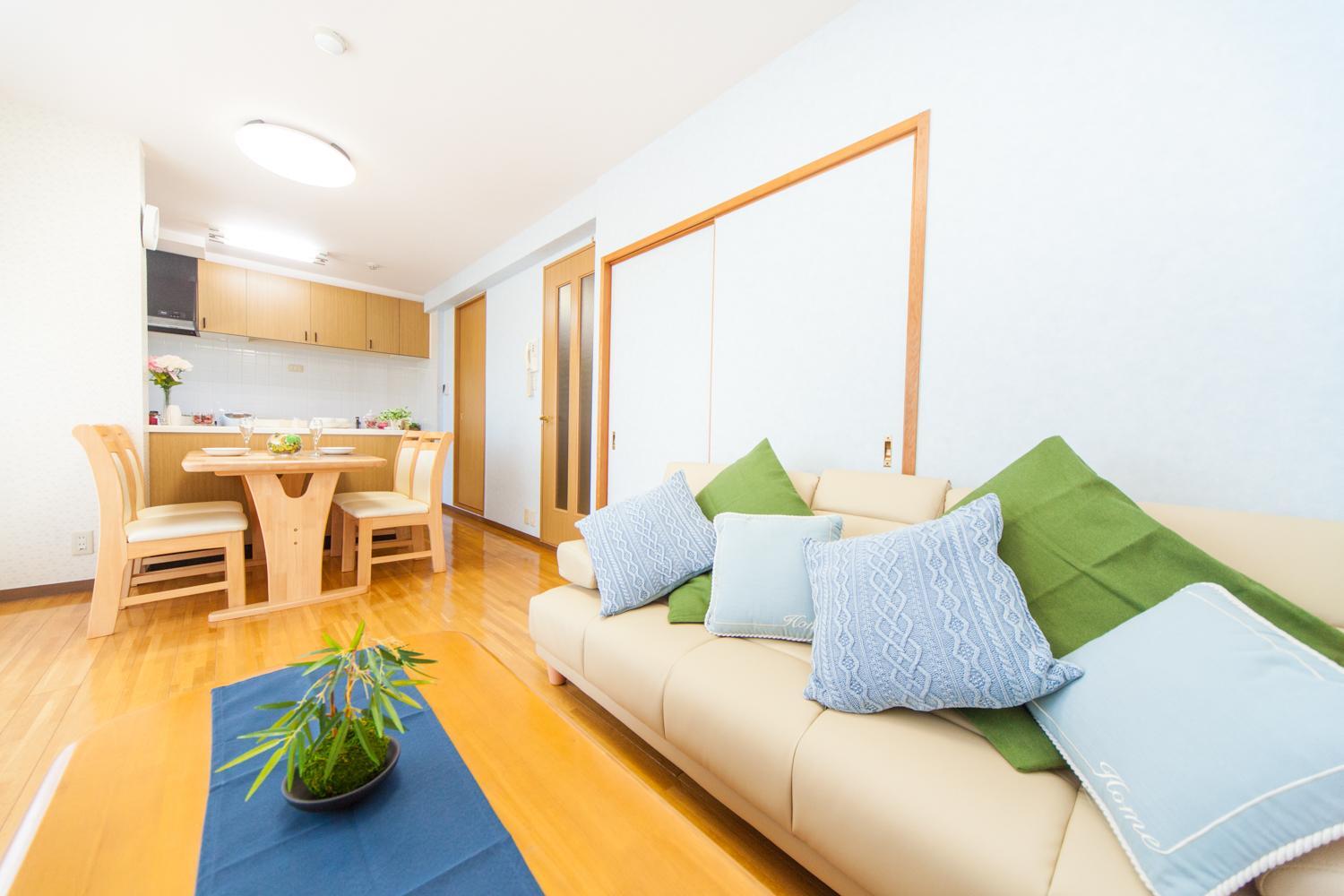 Three-Bedroom Apartment - Photo 10