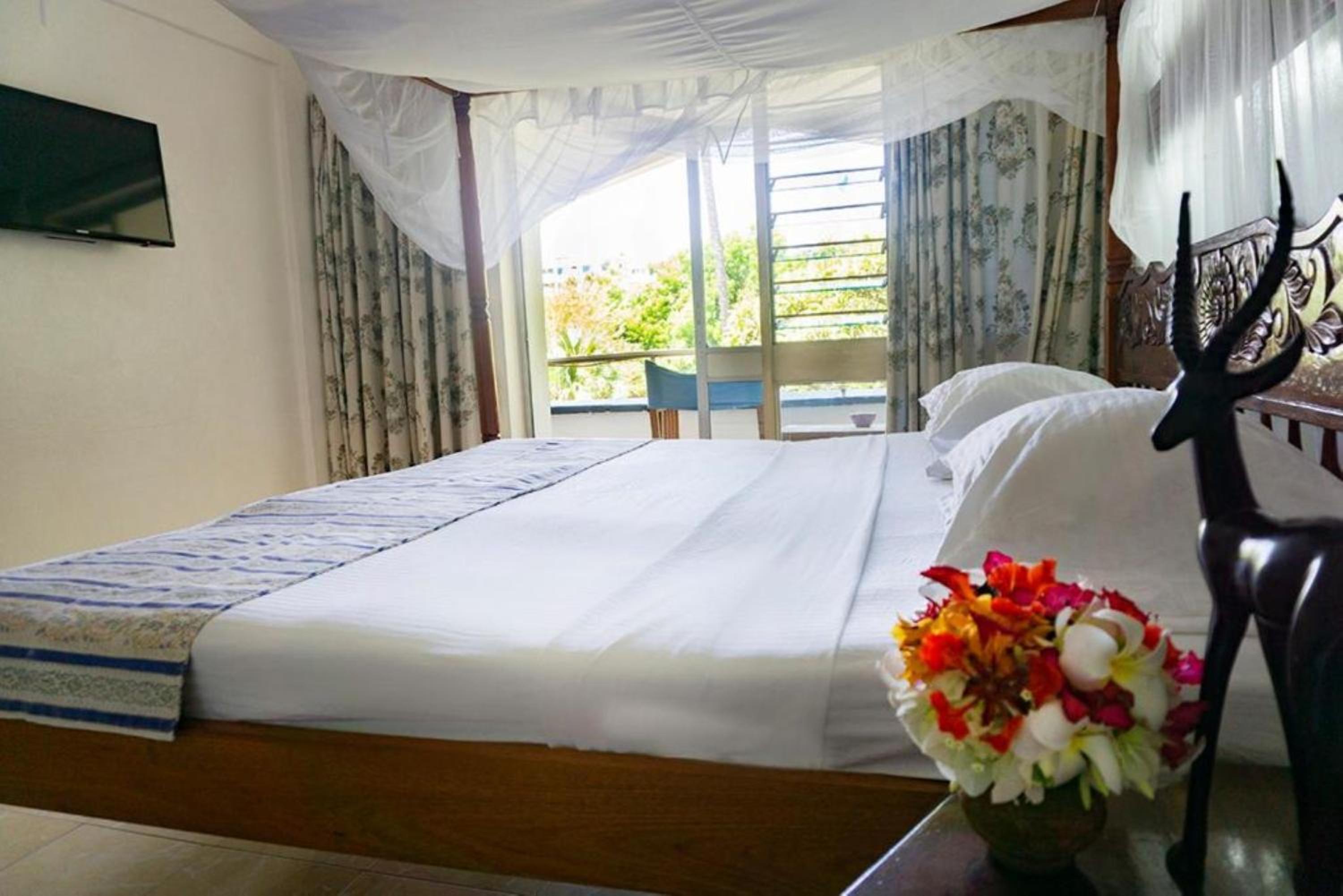 Double Room with Garden View - Photo 1