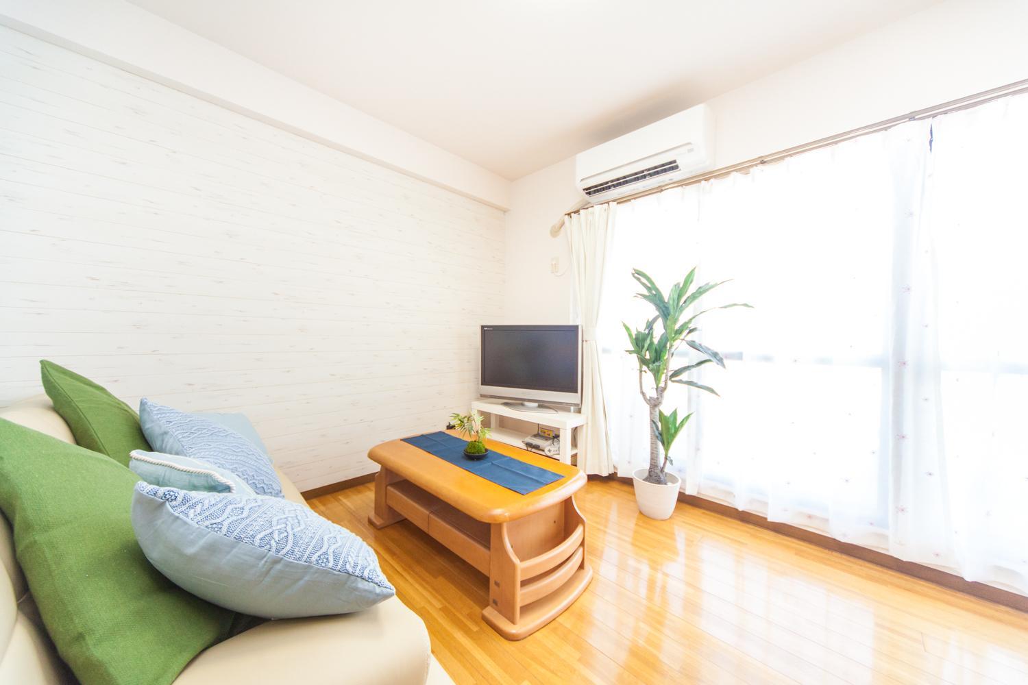 Three-Bedroom Apartment - Photo 9