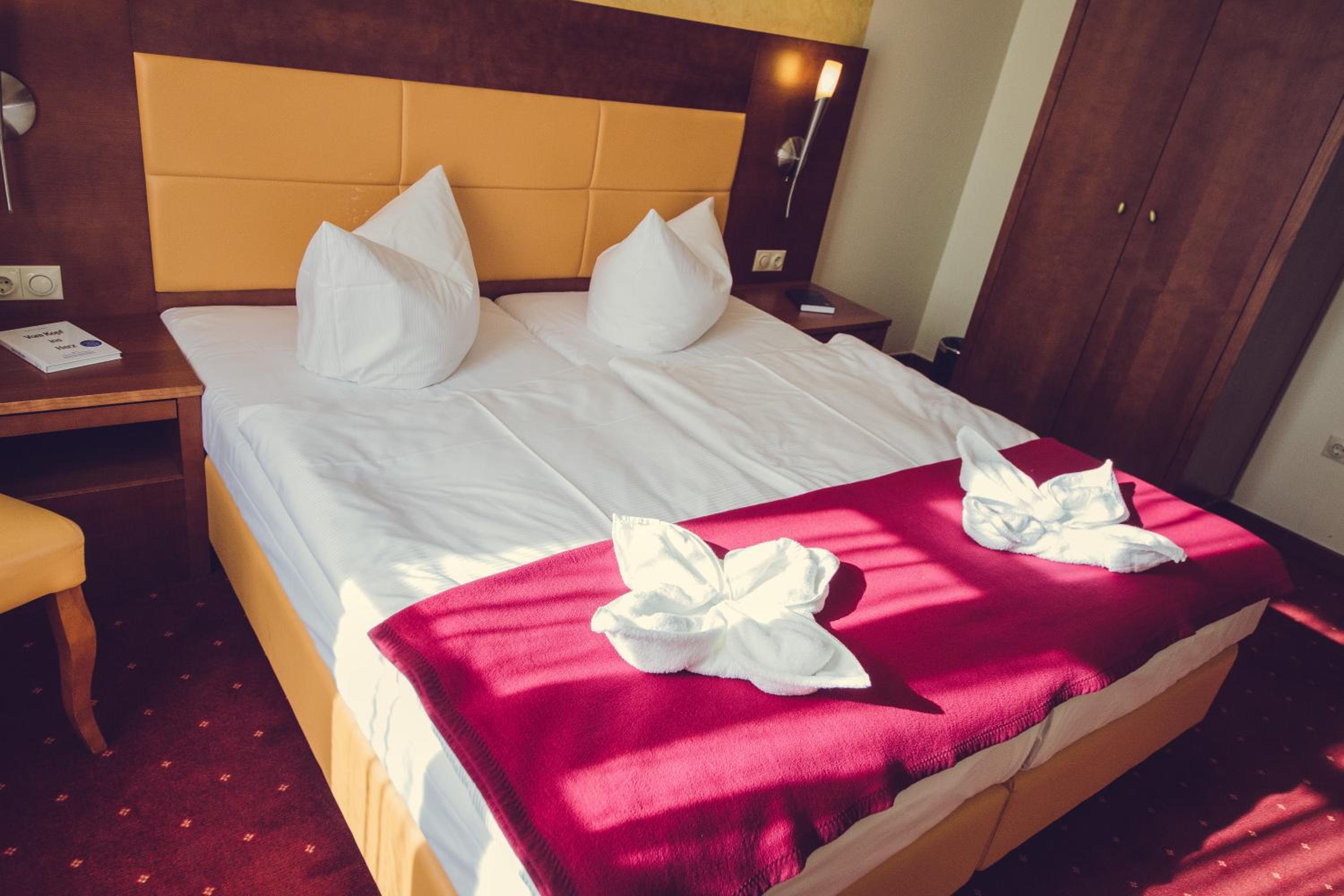 Business Double Room - Photo 3