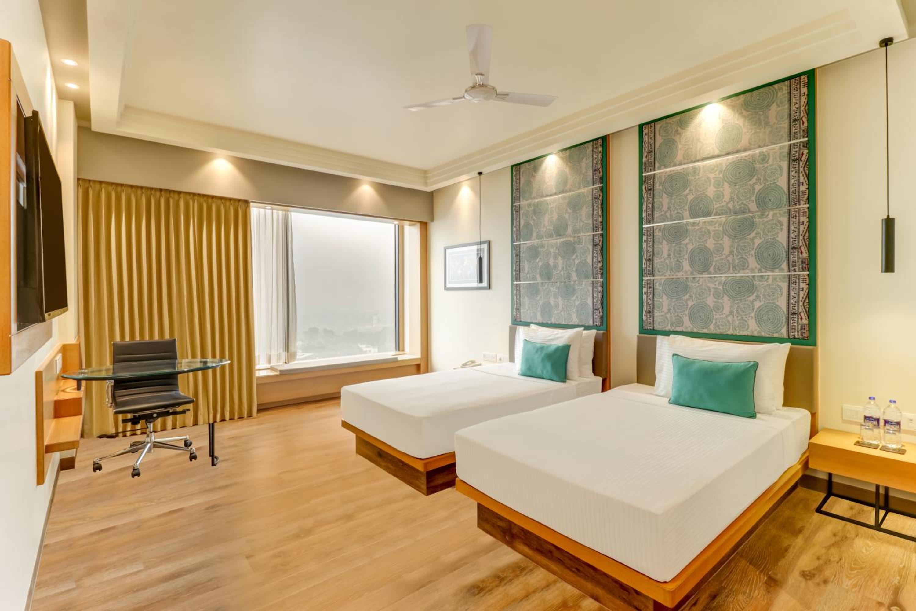 Deluxe Twin Room - Photo 7