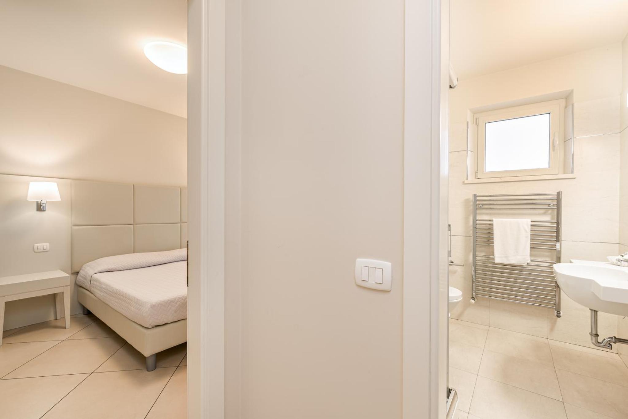 Superior Quadruple Room with Terrace - Photo 4