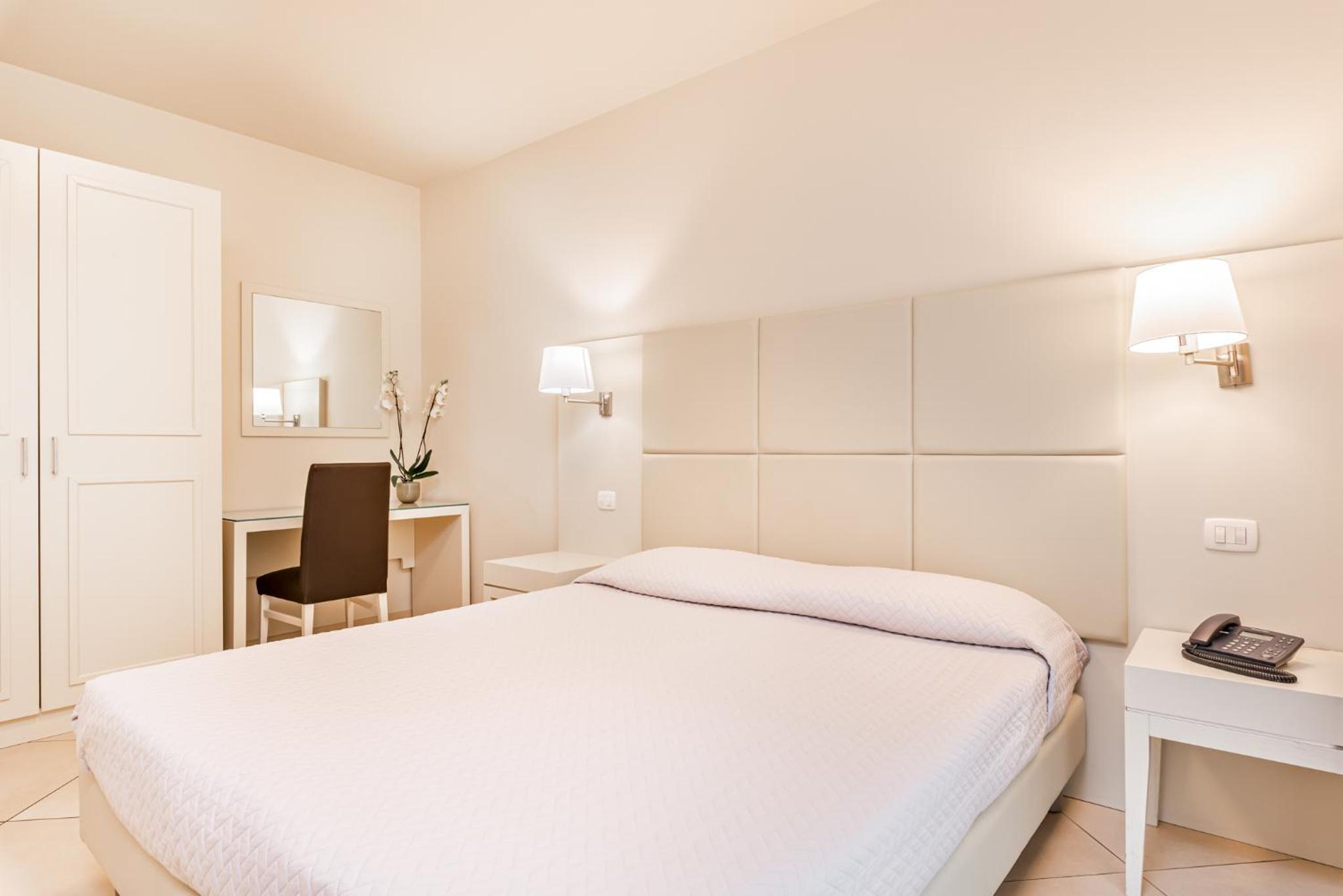 Superior Quadruple Room with Terrace - Photo 1