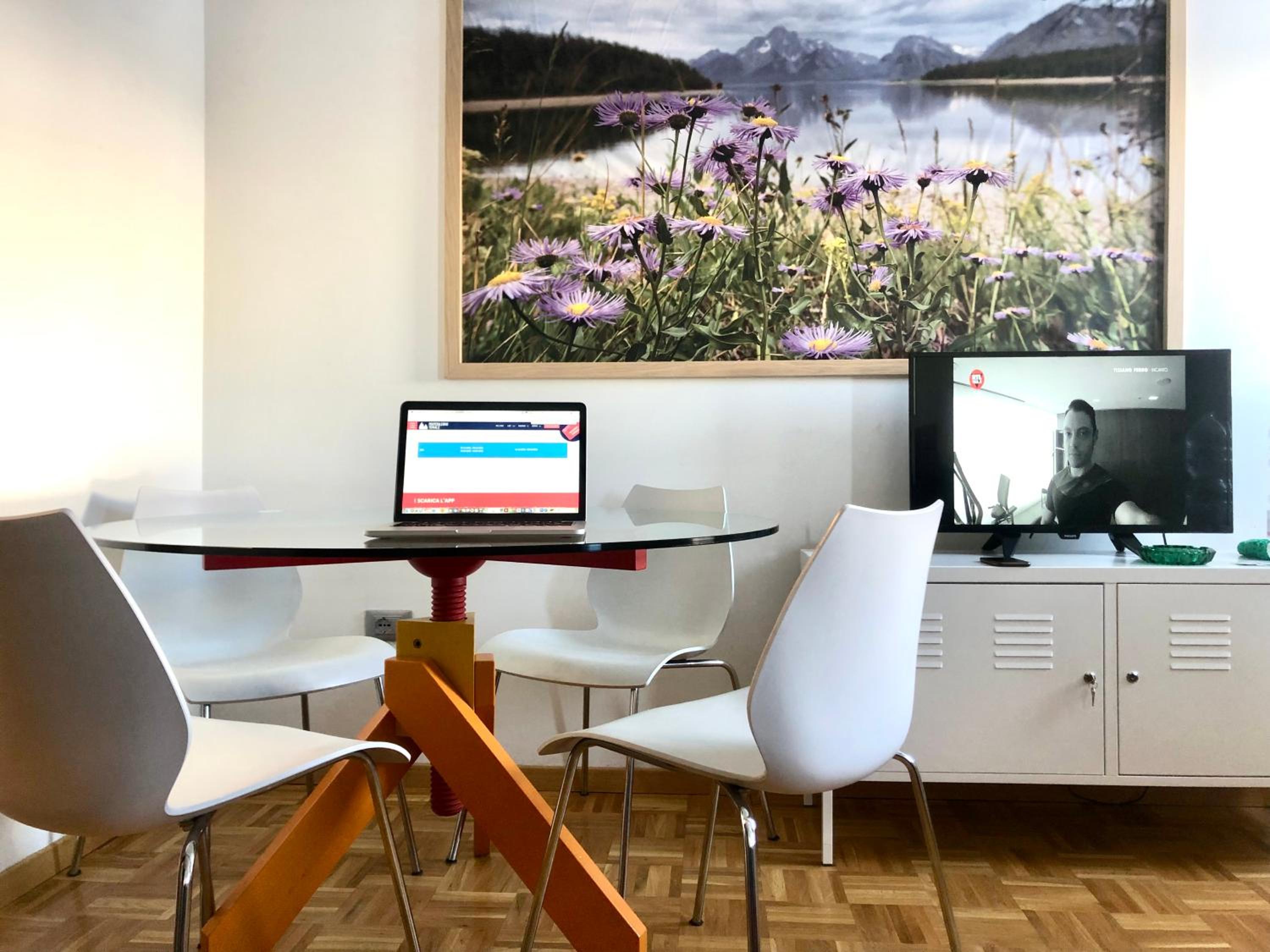 One-Bedroom Apartment - Photo 32