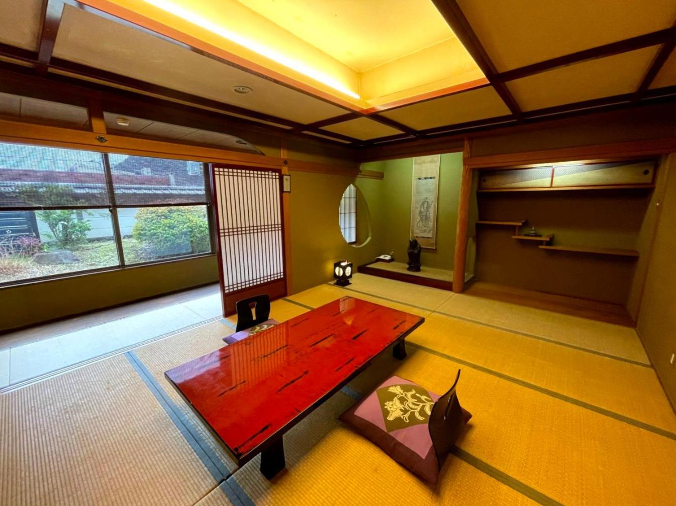Double Bed Room (12 Tatami) without Bathroom - MAX 4 people