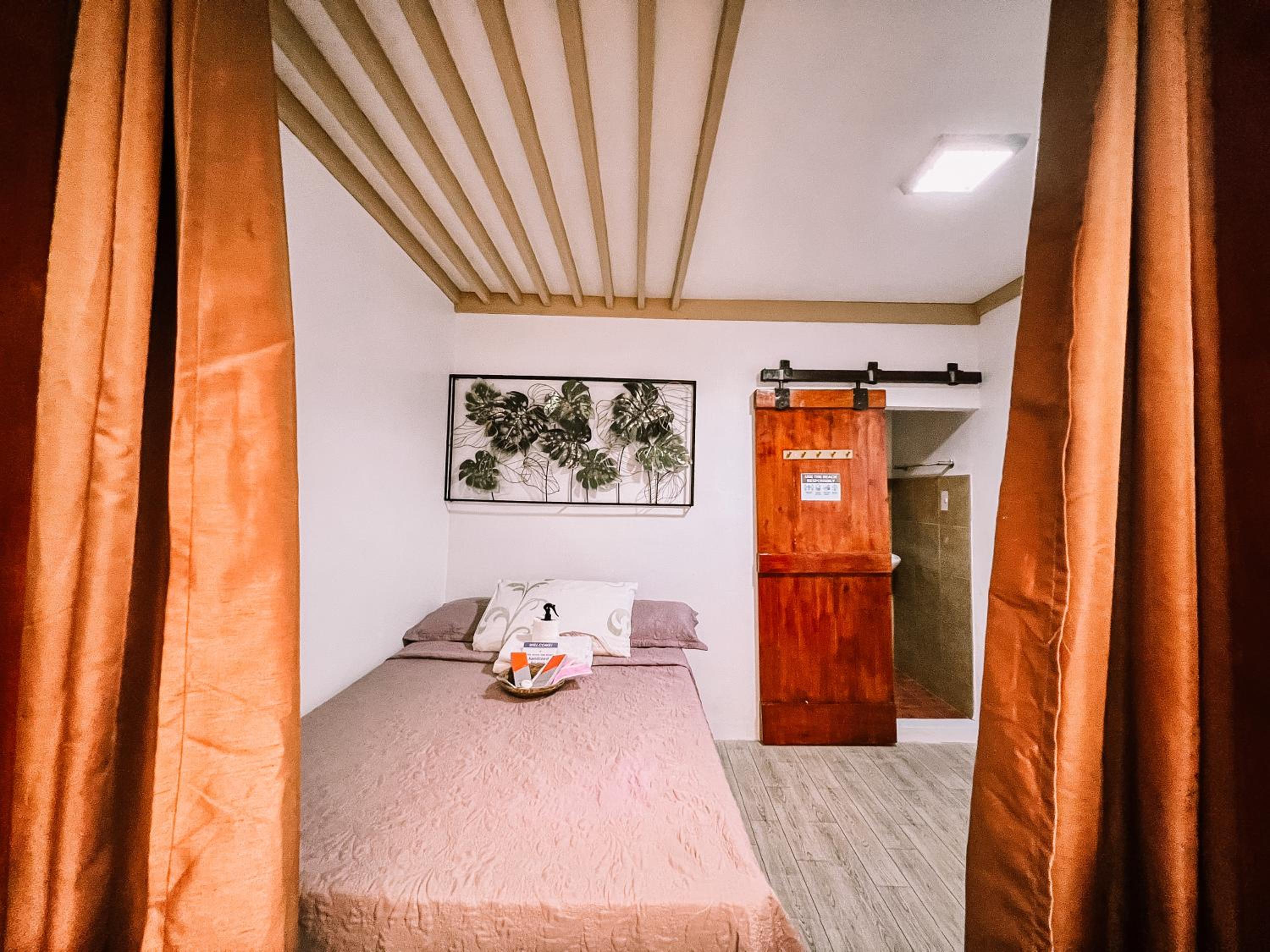 Standard Double Room photo 2