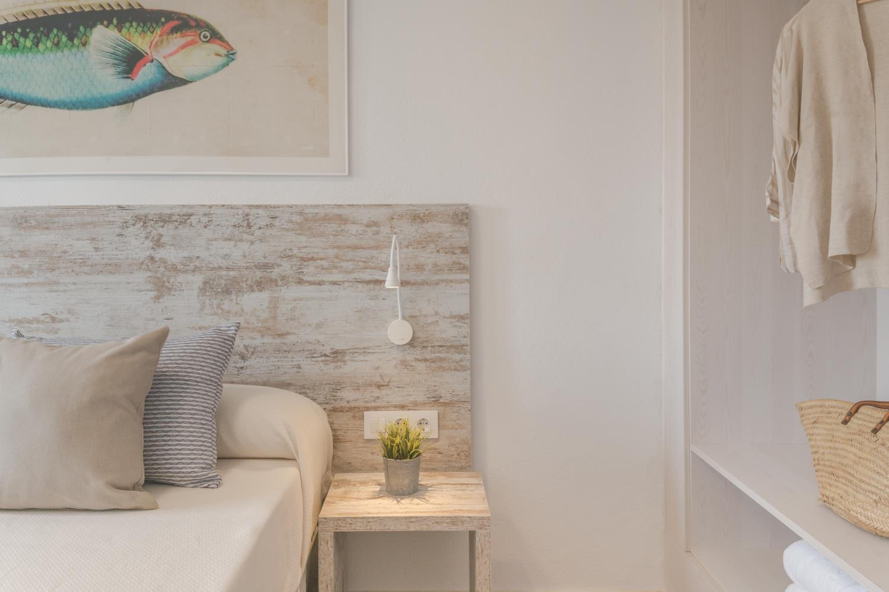 Superior One-Bedroom Apartment with Sea View - Club photo 3
