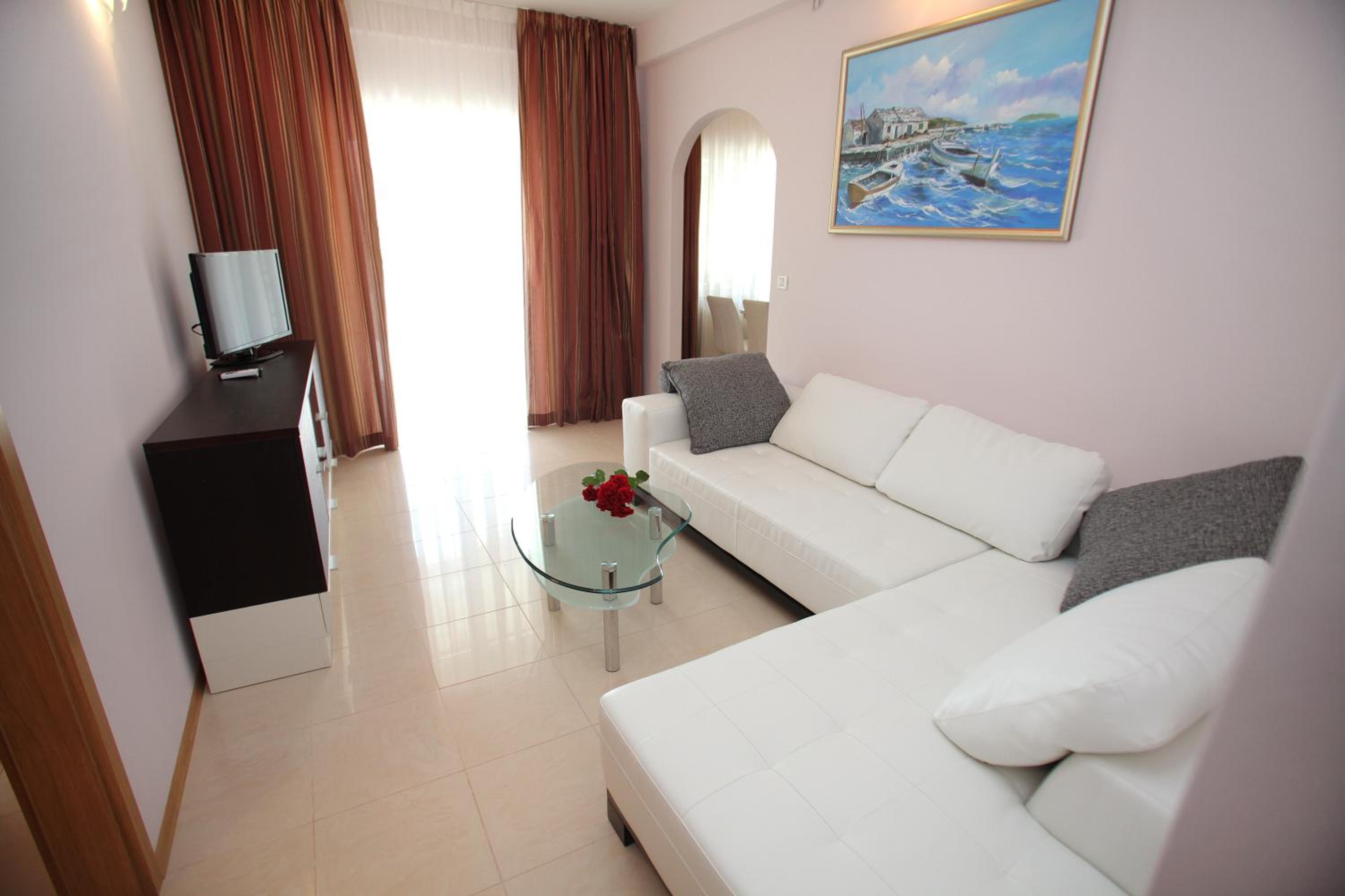 Two-Bedroom Apartment with Terrace photo 1