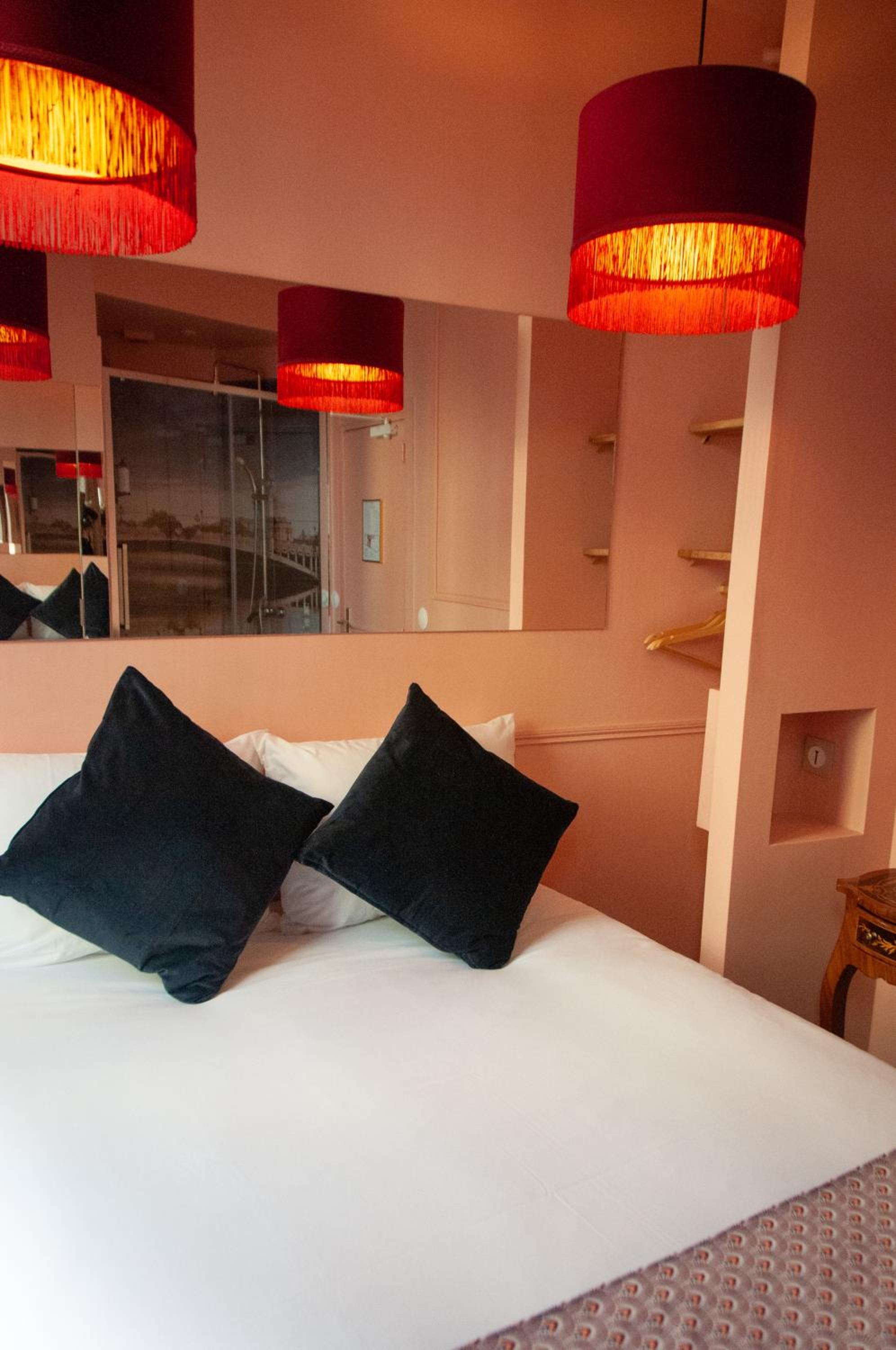 Standard Room photo 2