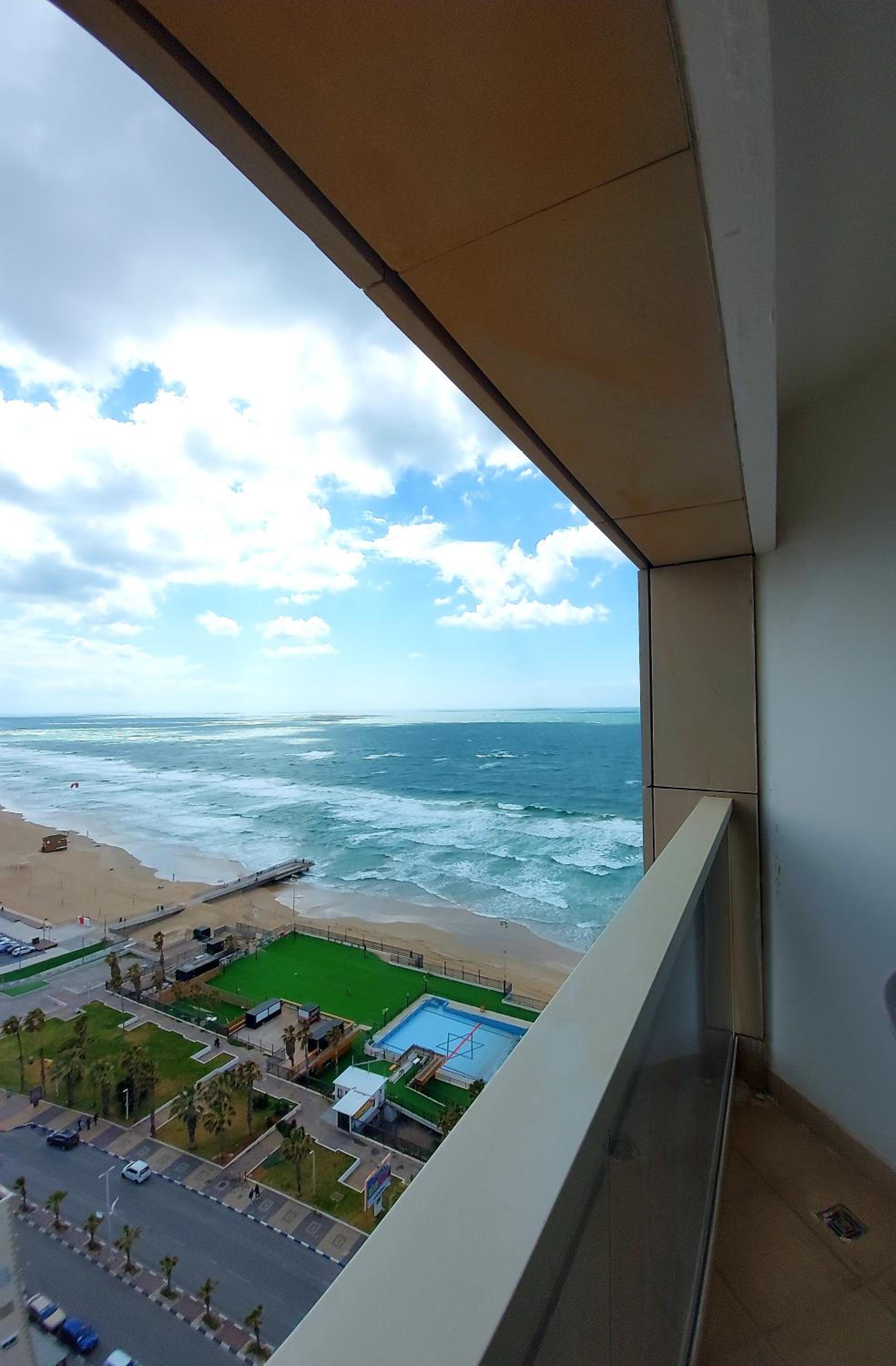 Family Room with Sea View photo 3