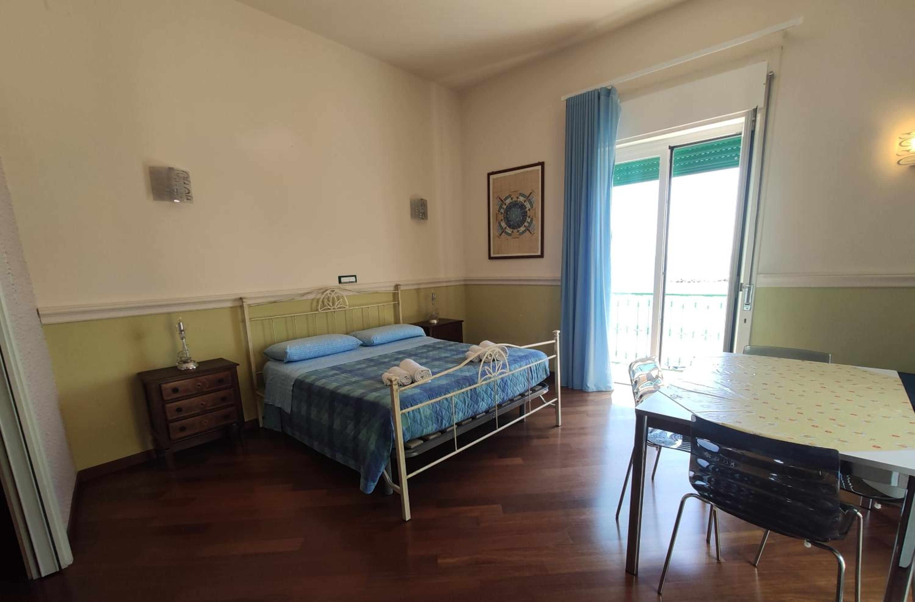 Studio Apartment with Sea View photo 1