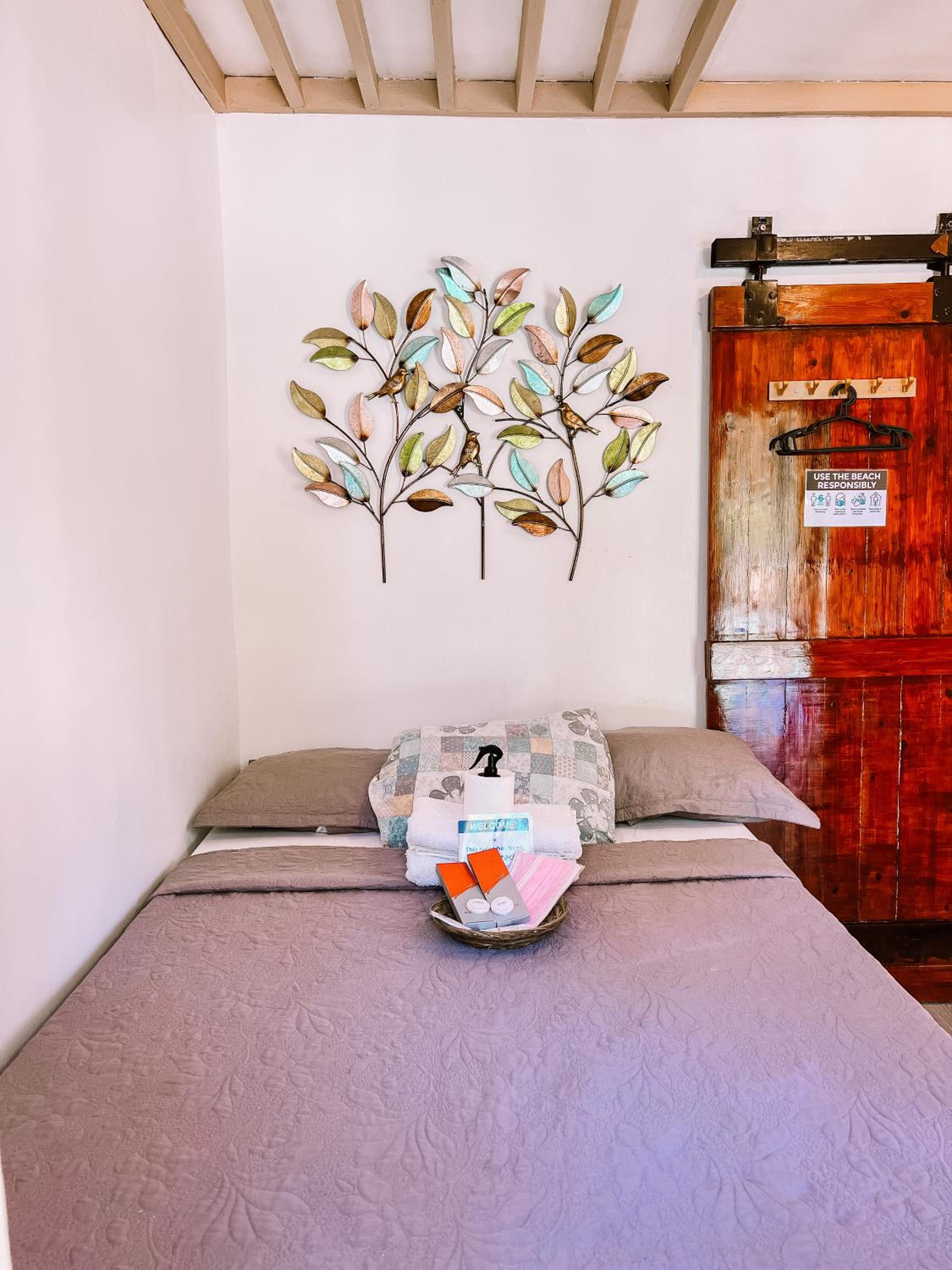 Budget Double Room photo 3
