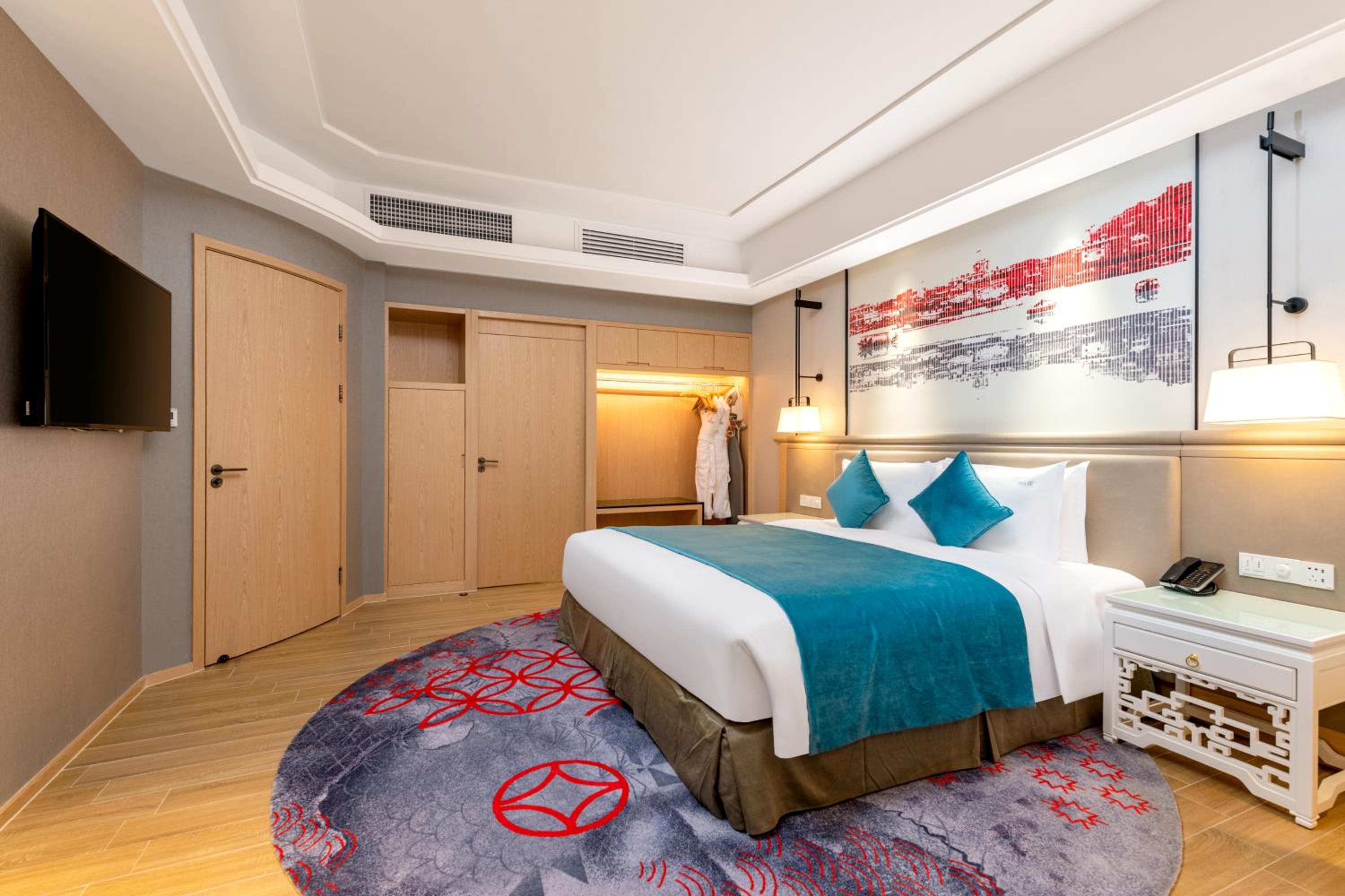 Two-Bedroom Suite with Two King Beds - Kids Theme