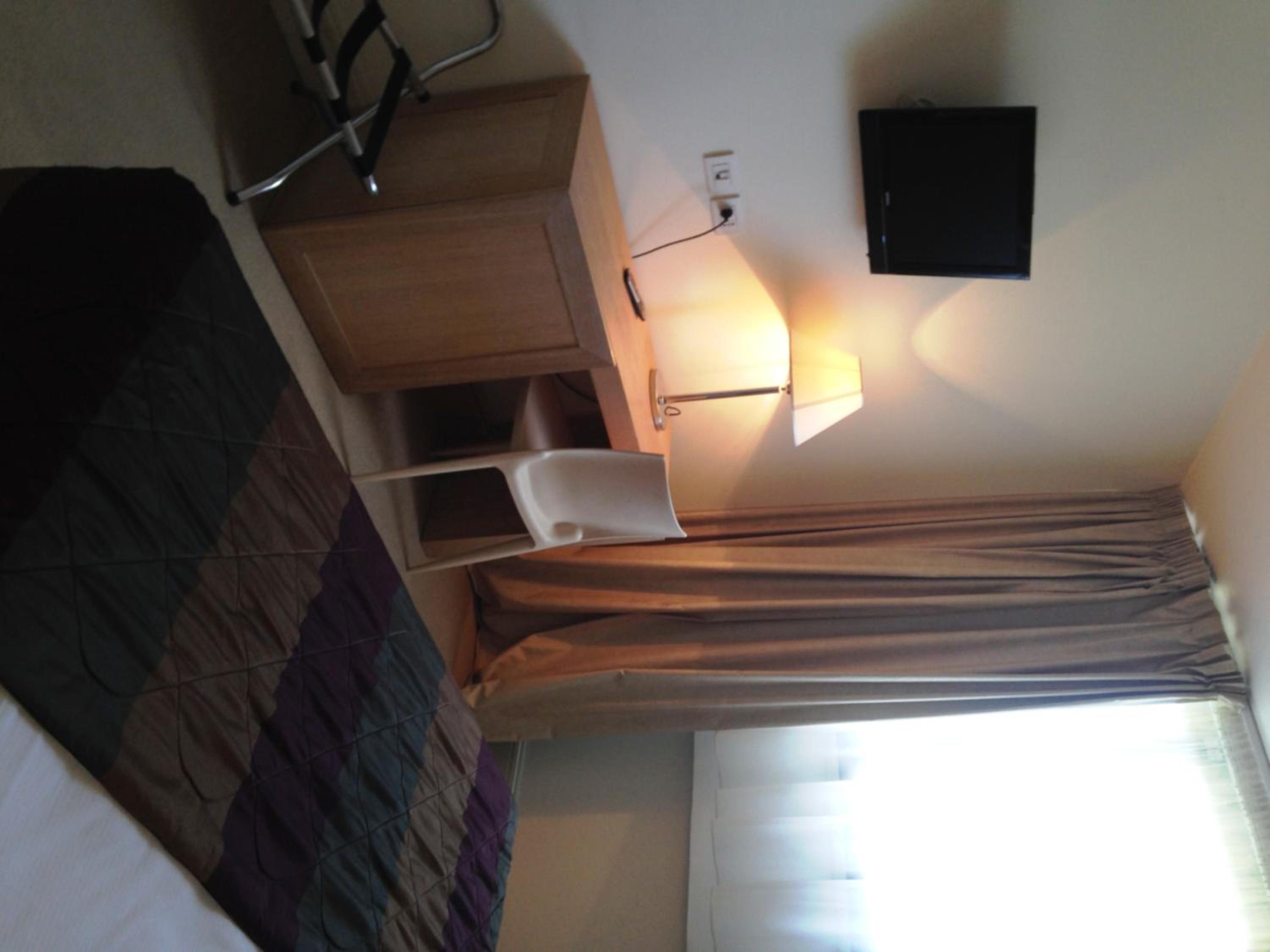 Superior Triple Room - Photo 15