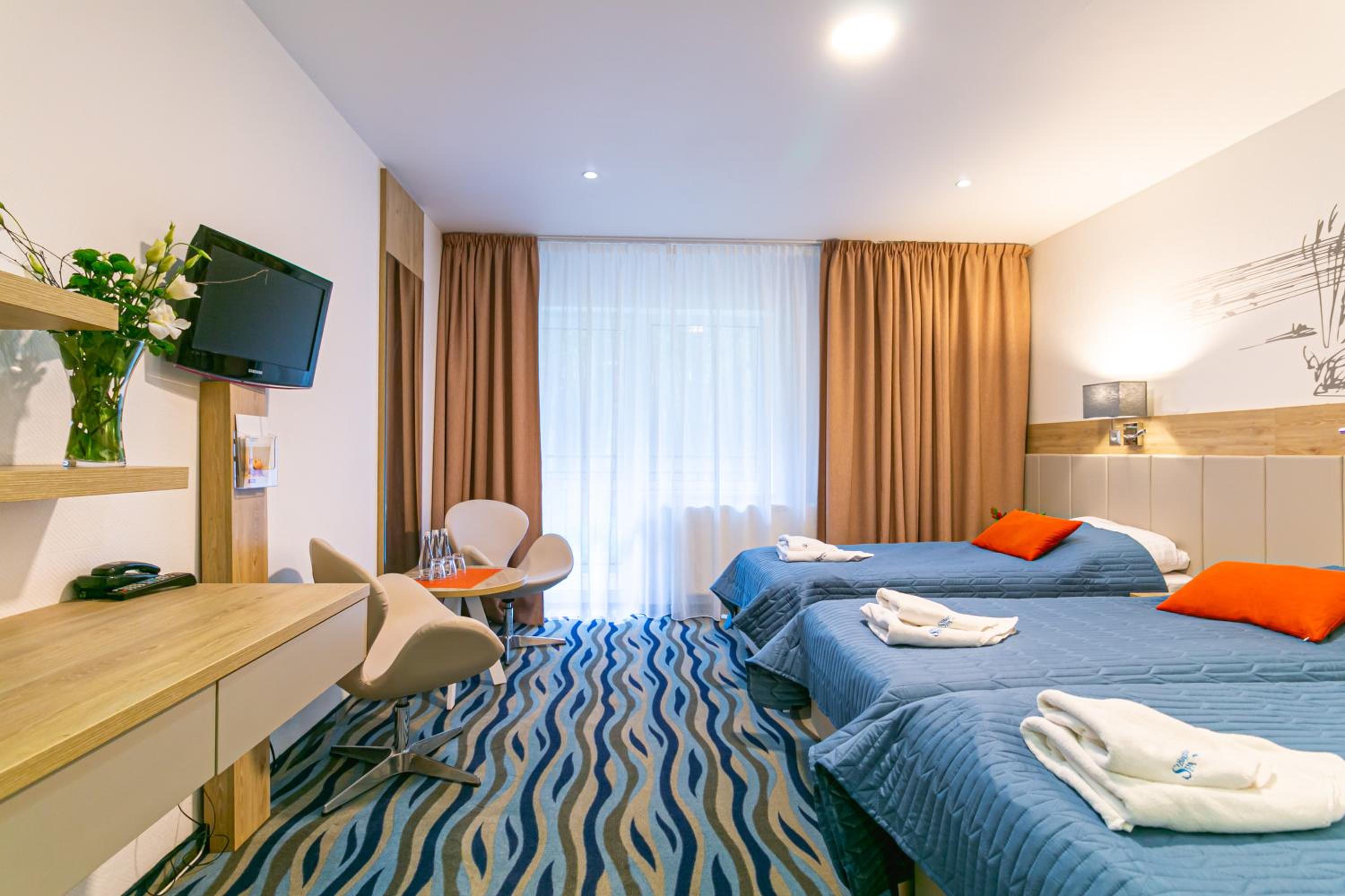 Triple Room