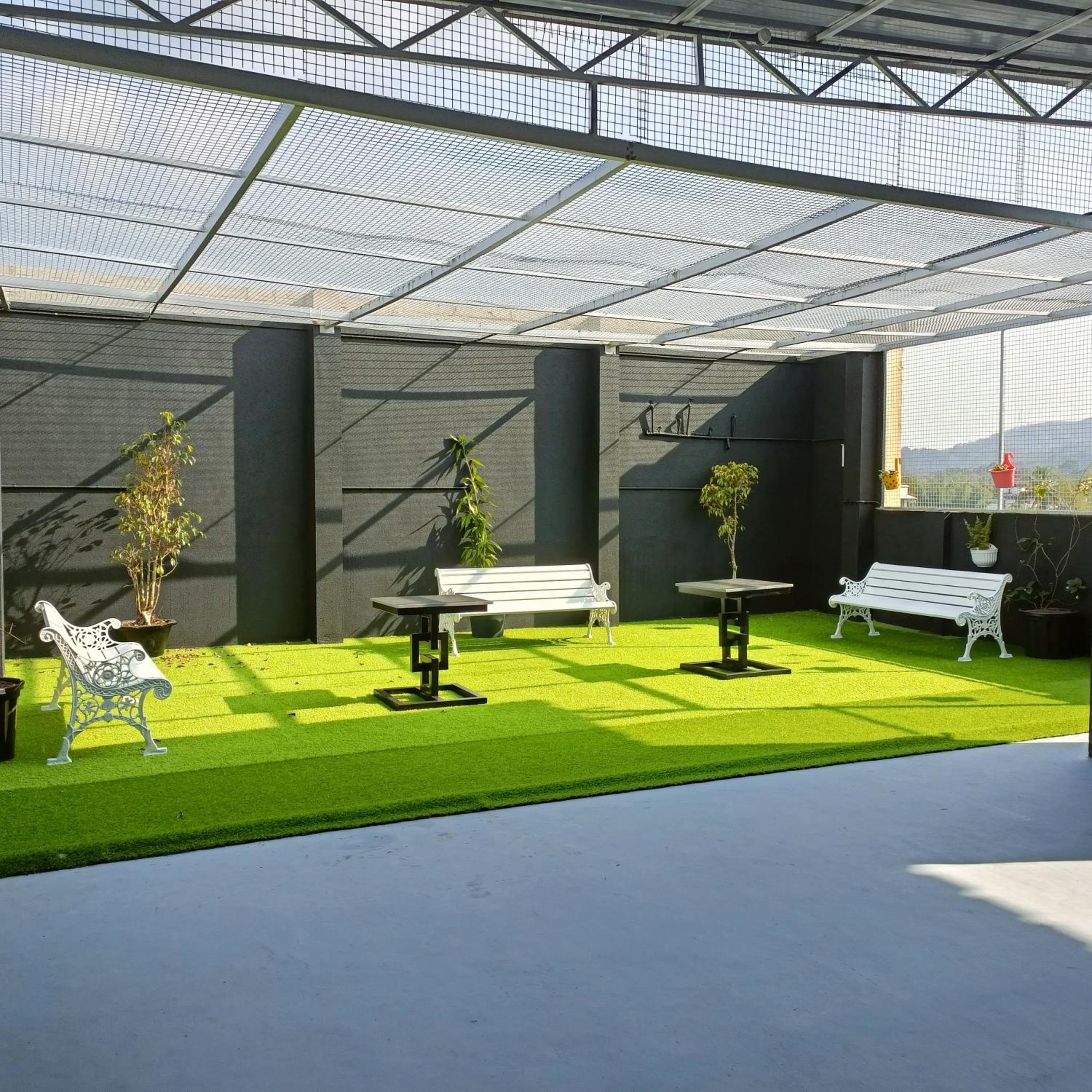 Standard King Room - Photo 5