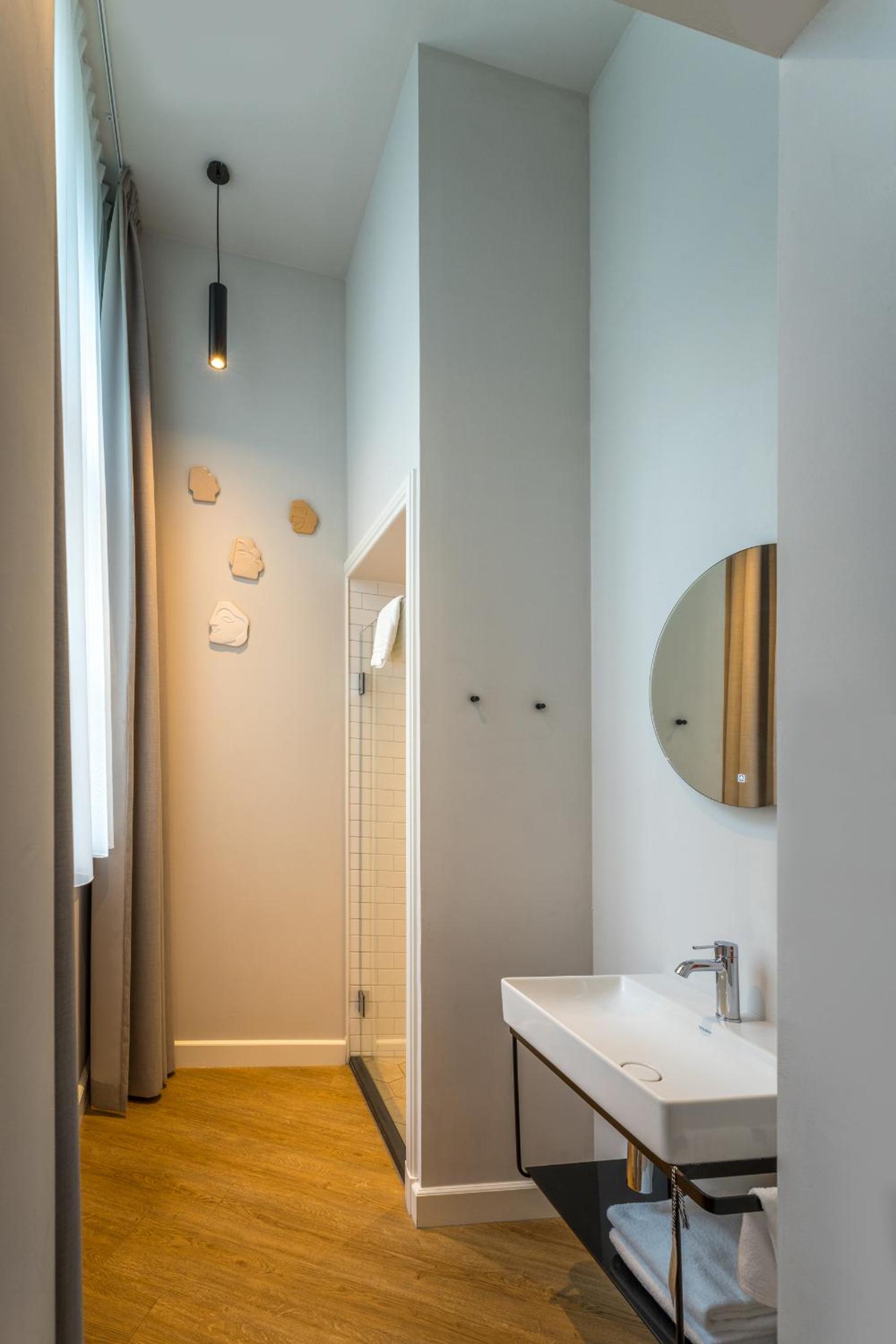 Small Double Room photo 2