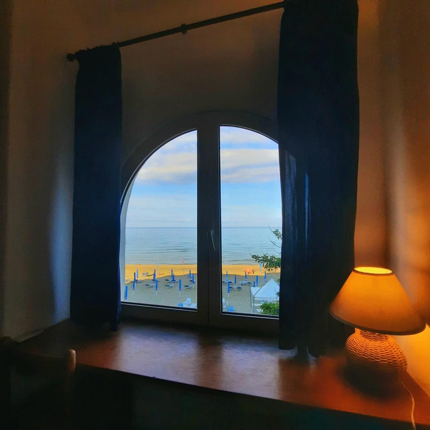 Studio with Sea View photo 2