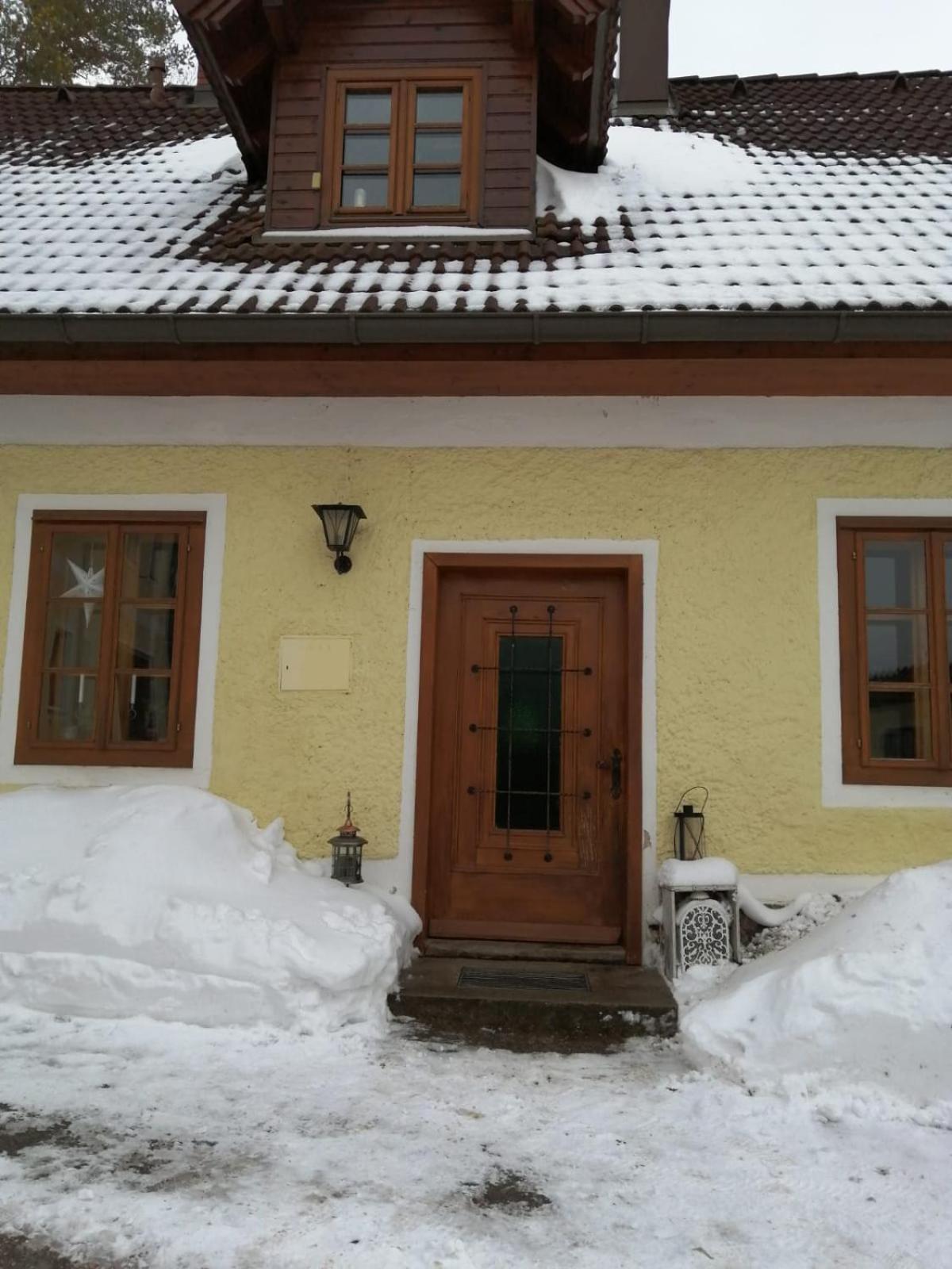 Two-Bedroom Apartment - Photo 2