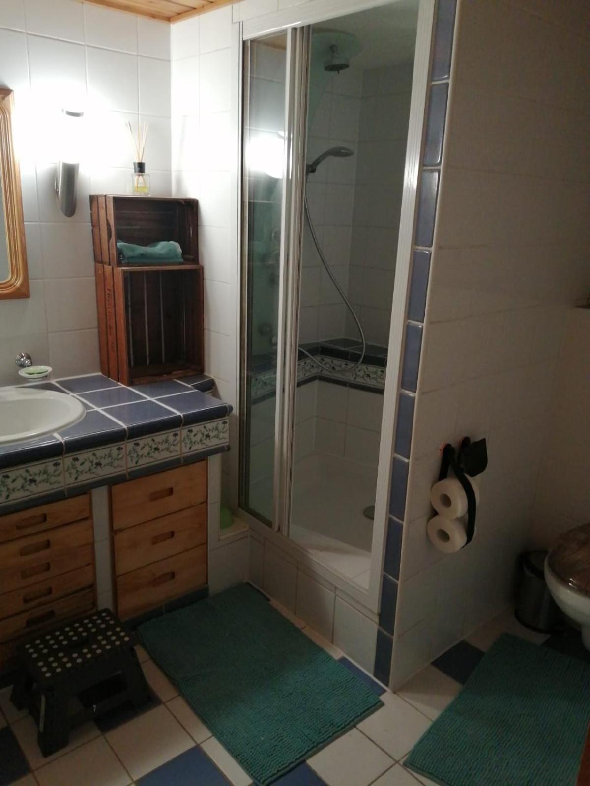 Two-Bedroom Apartment - Photo 9