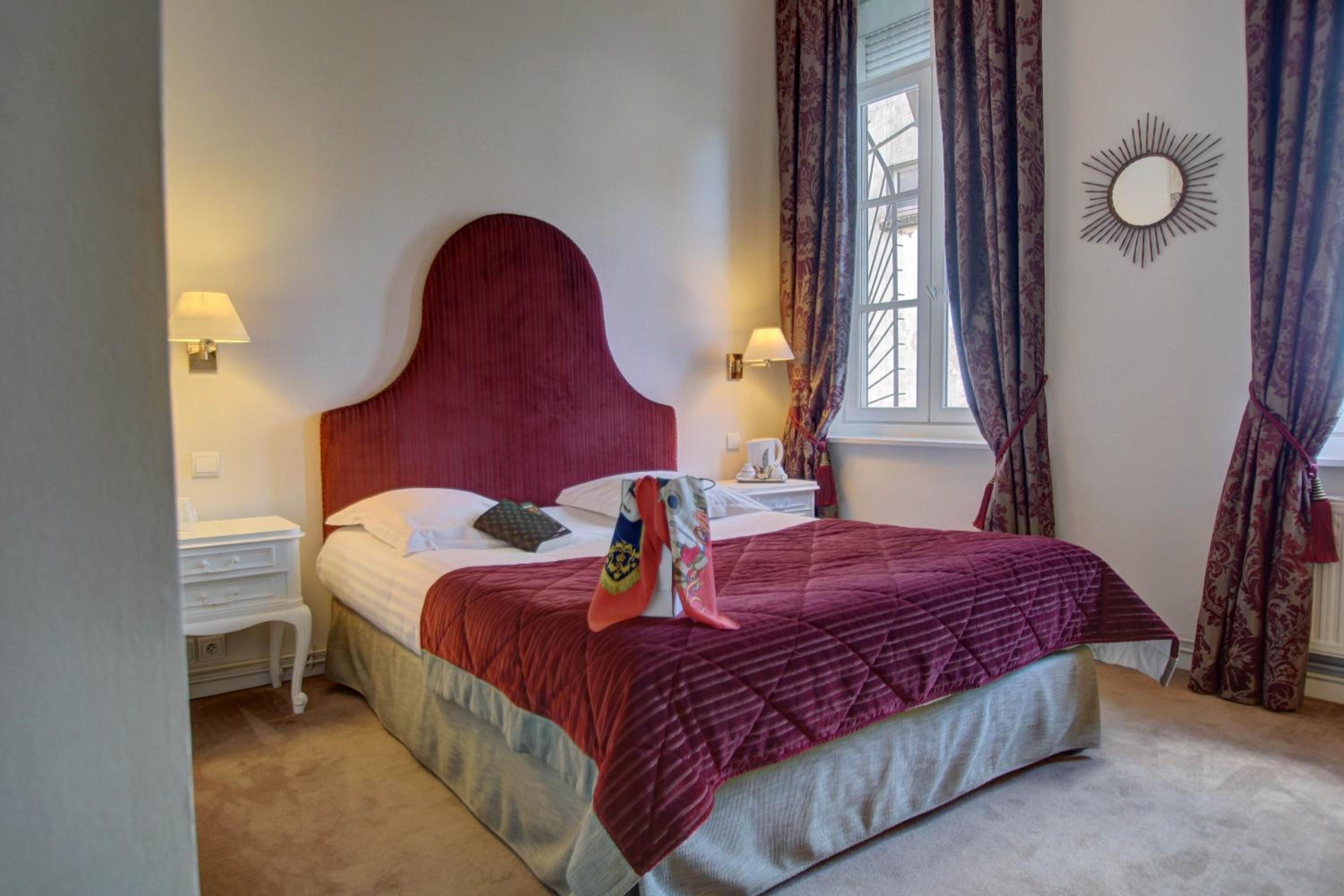 Double Room - Photo 3