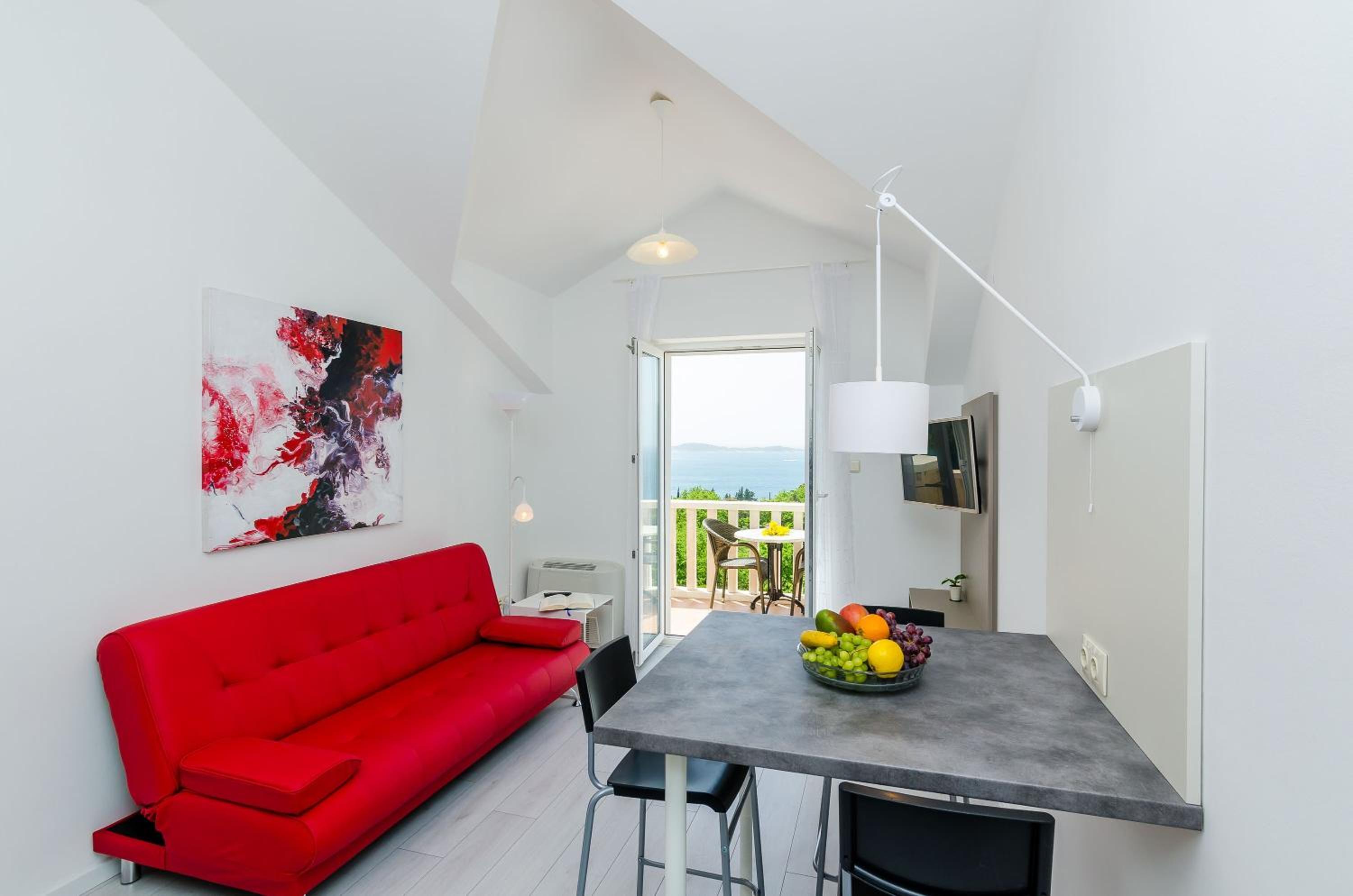 Premium One Bedroom Apartment with Terrace and sea View