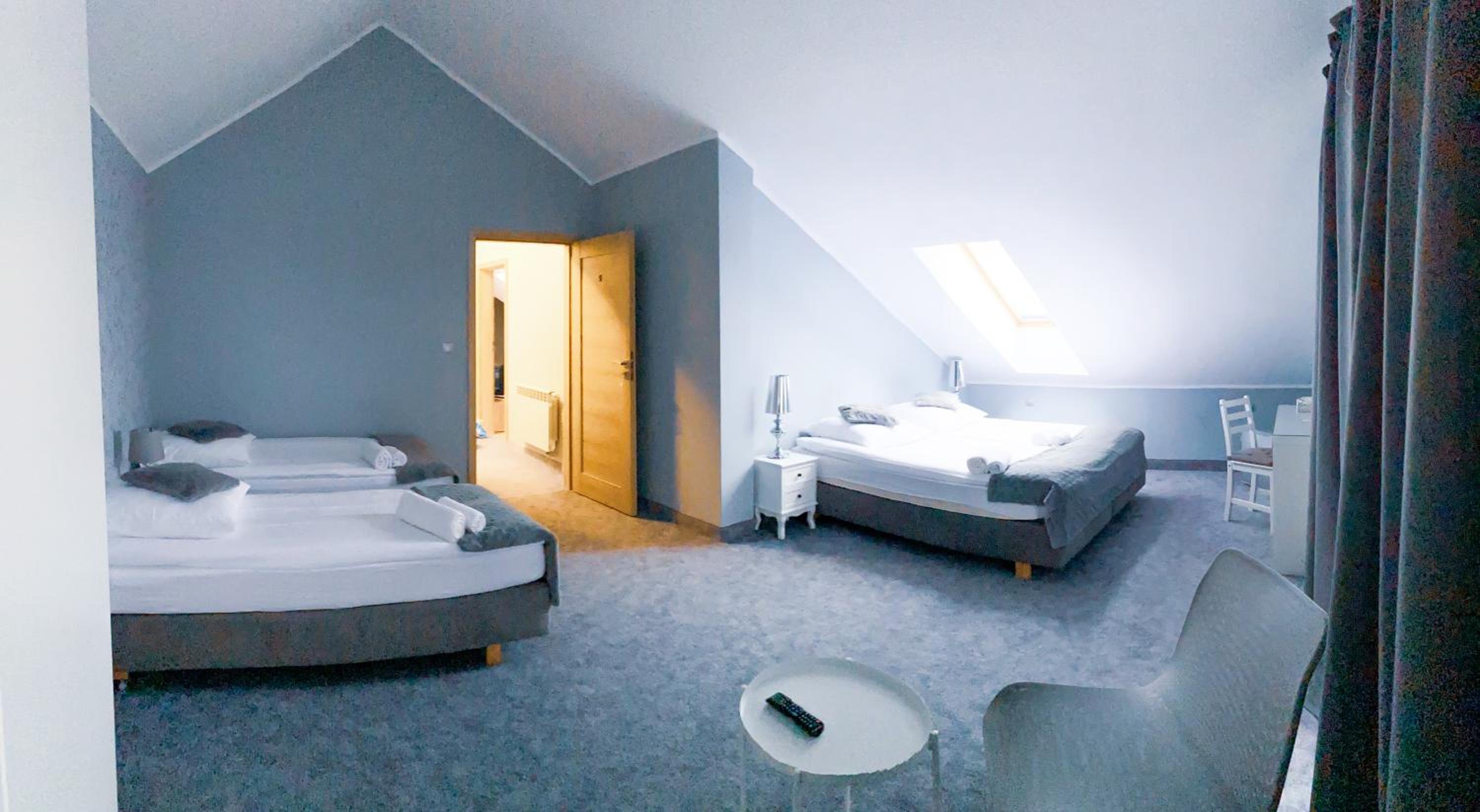 Quadruple Room with Balcony photo 2