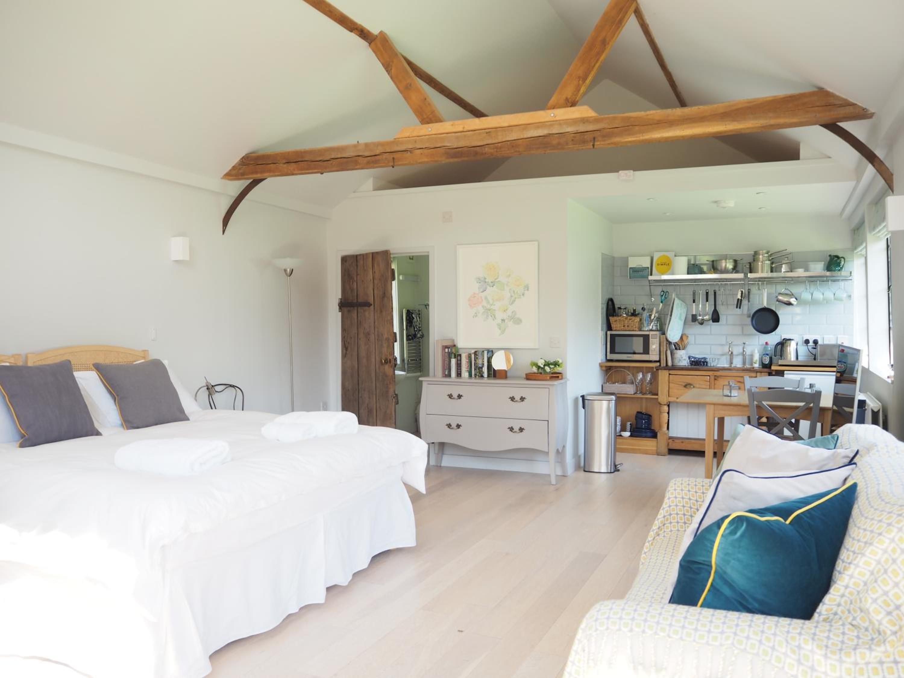 Deluxe Double Or Twin Room With River View photo 1
