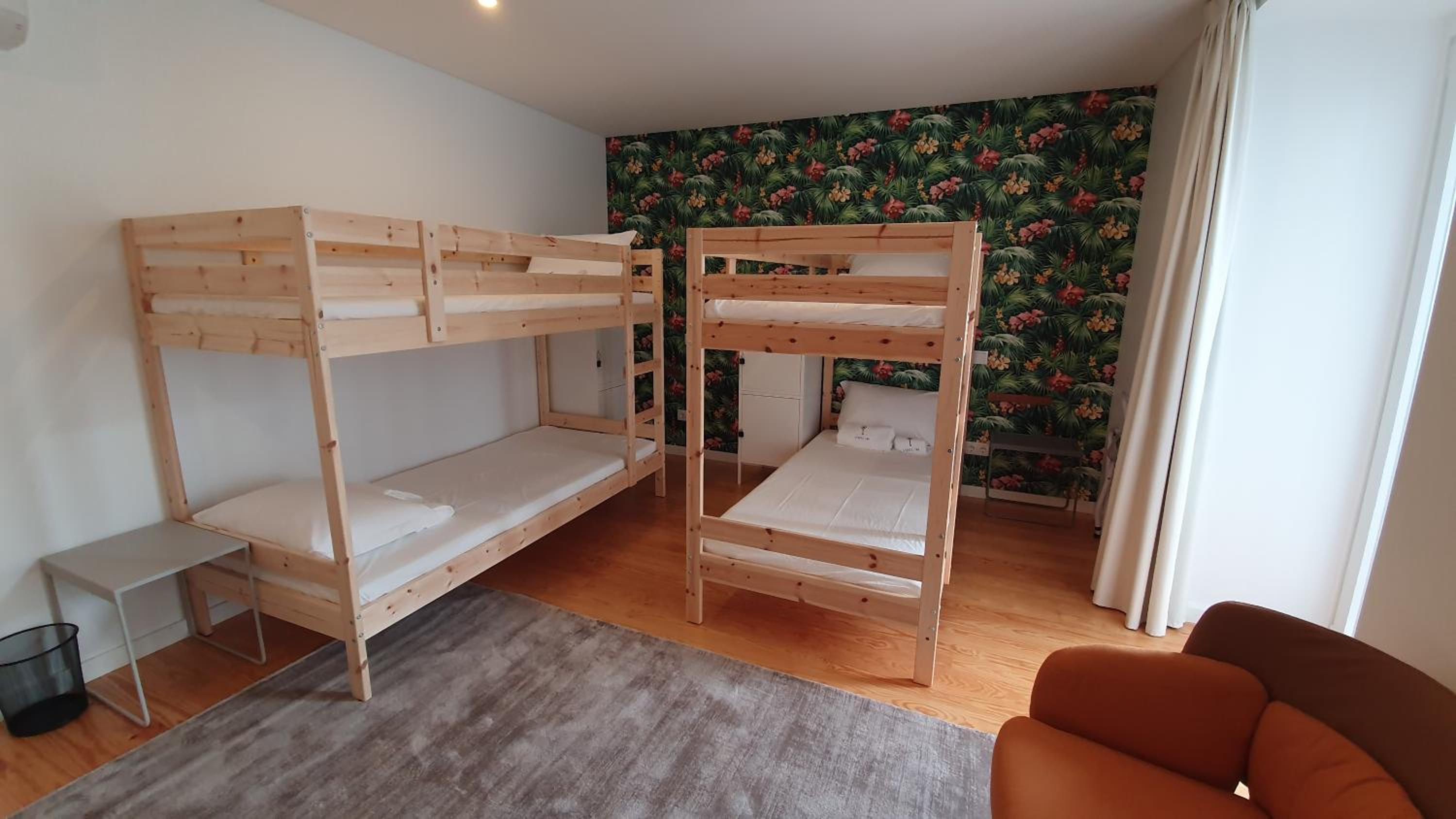 Single Bed in 6-Bed Dormitory Room photo 3