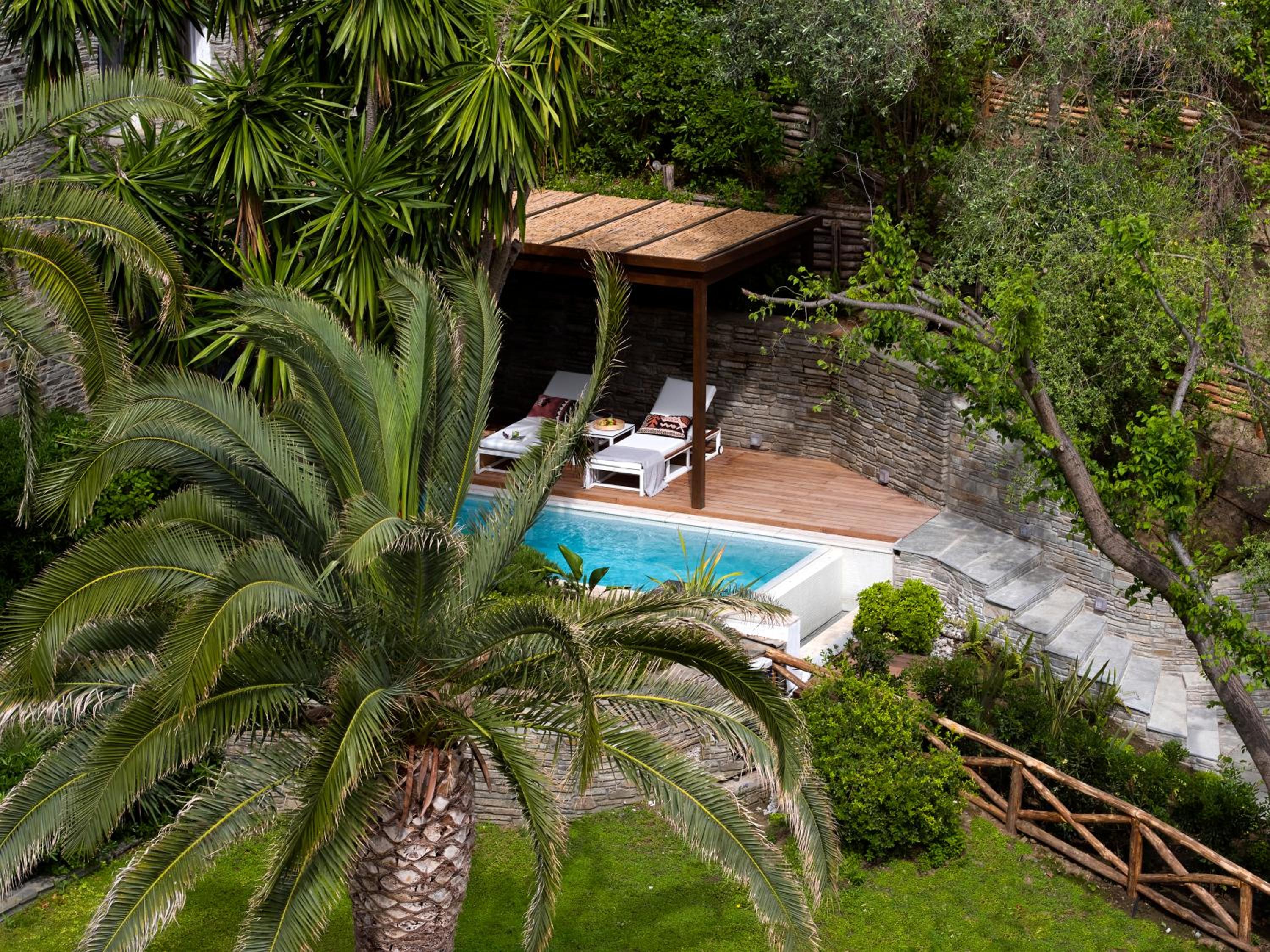 Grand Suite Sea Front with Private Pool photo 2