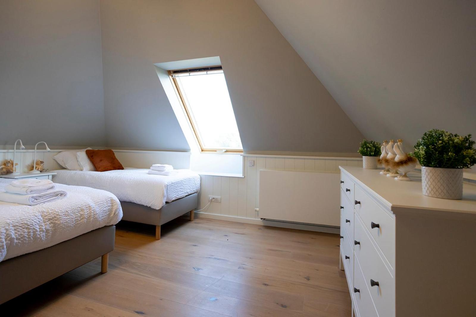Deluxe Twin Room photo 2