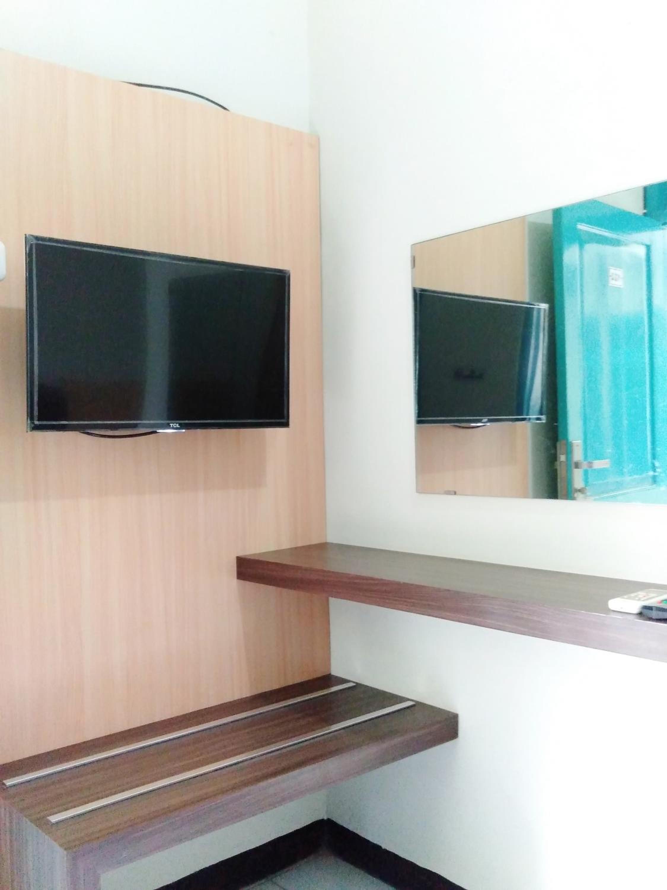 Deluxe Twin Room - Photo 7