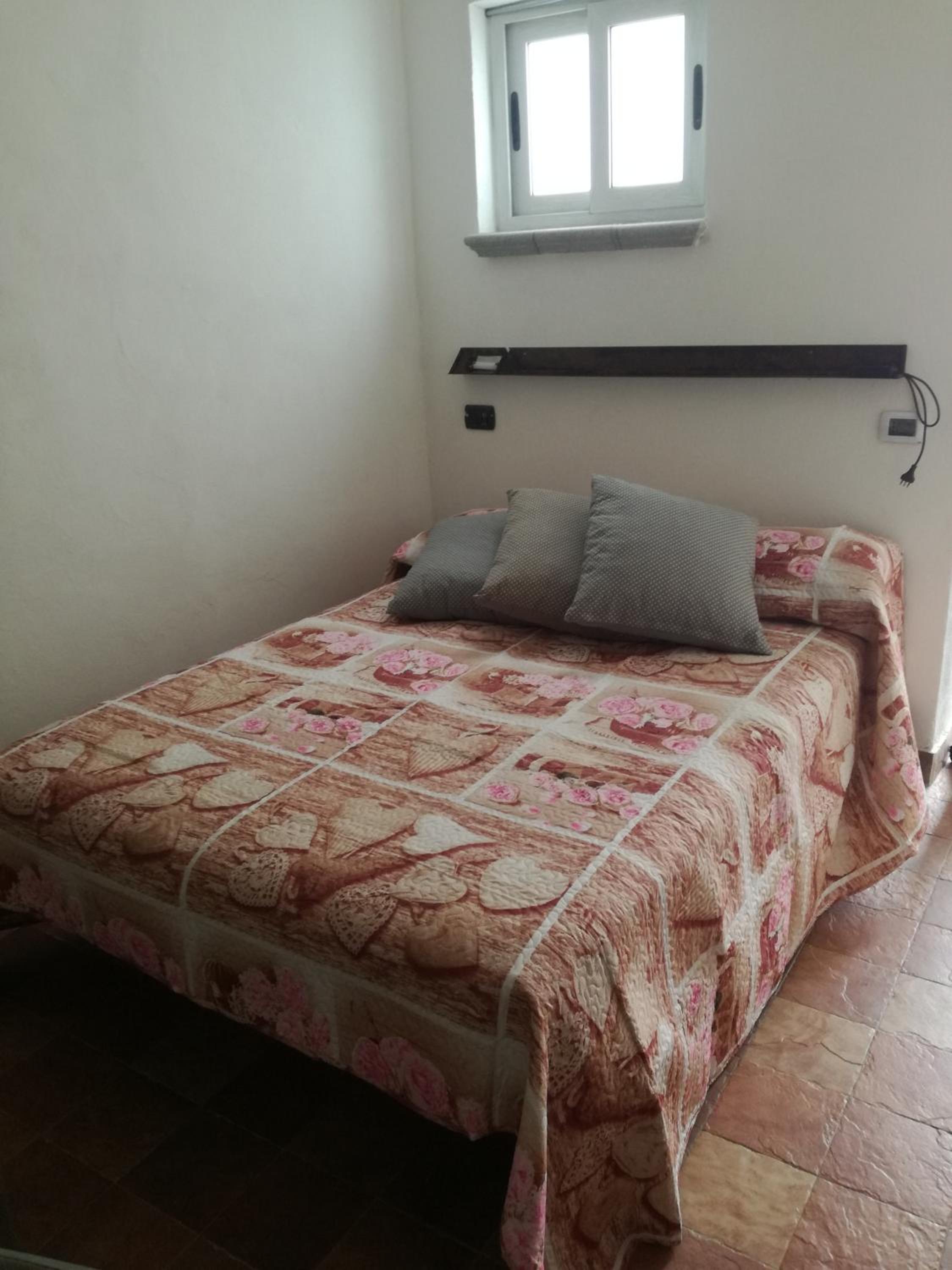 Economy Double Room photo 2
