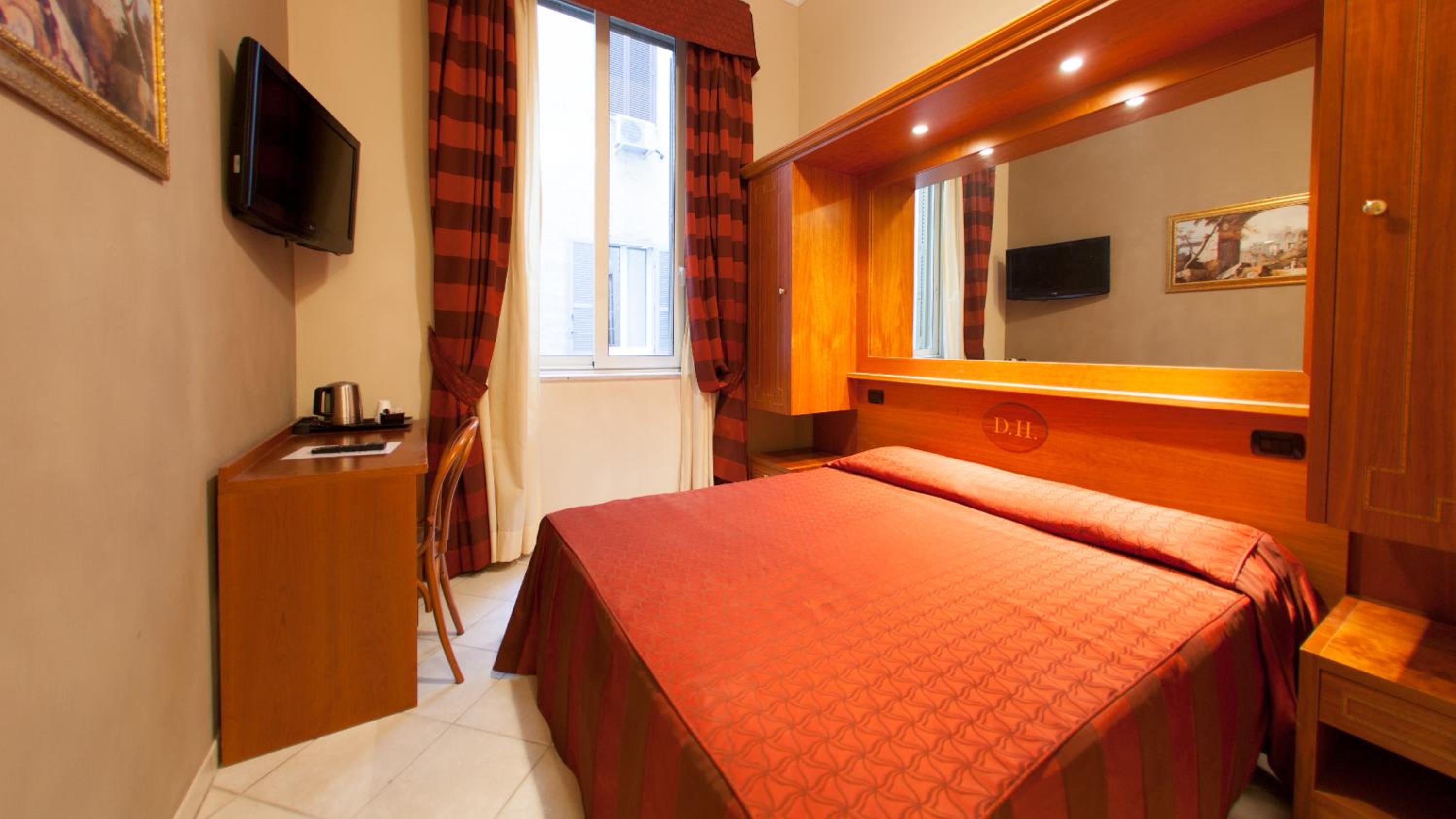 Double or Twin Room photo 3