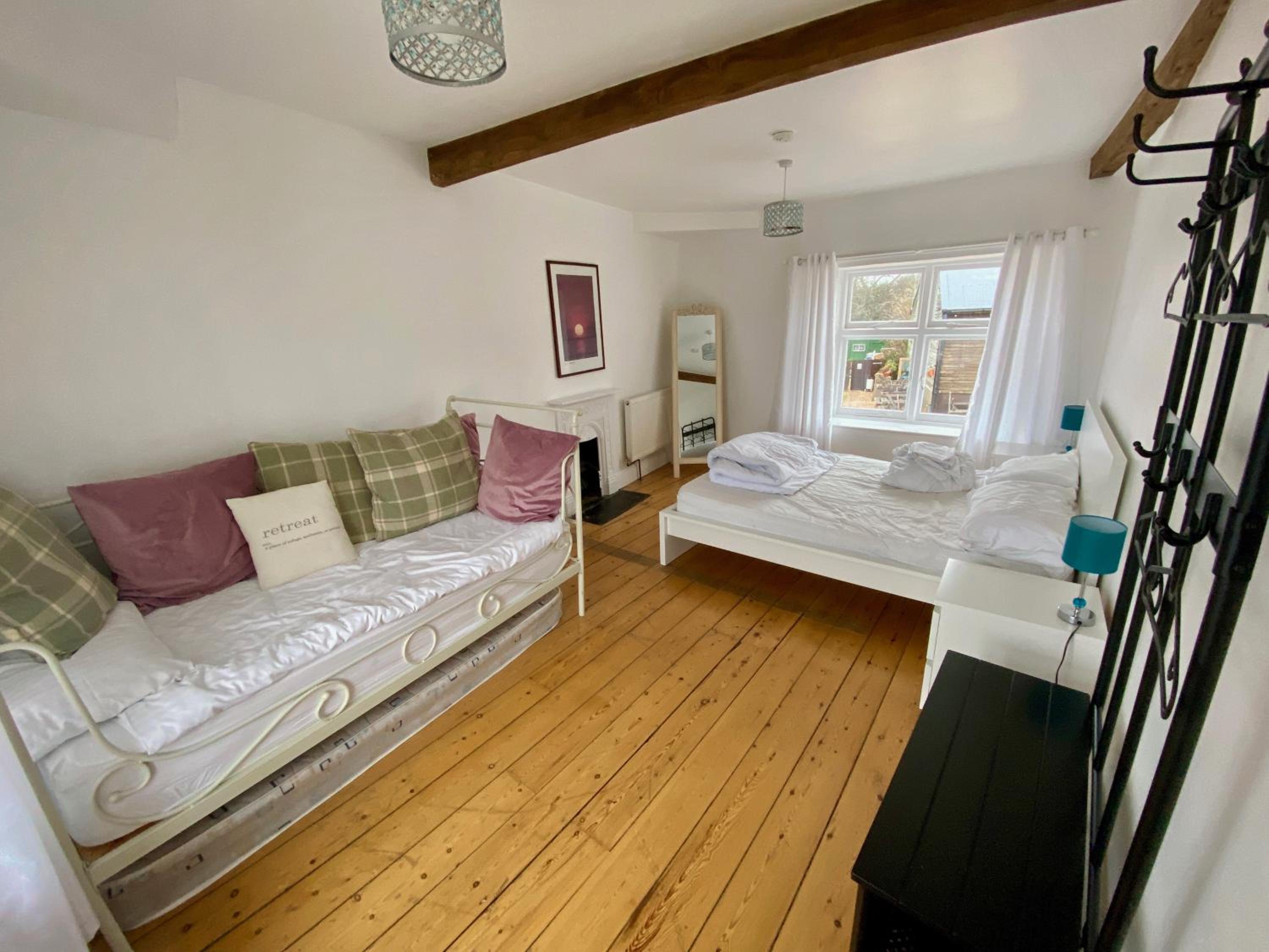 Three-Bedroom House photo 1