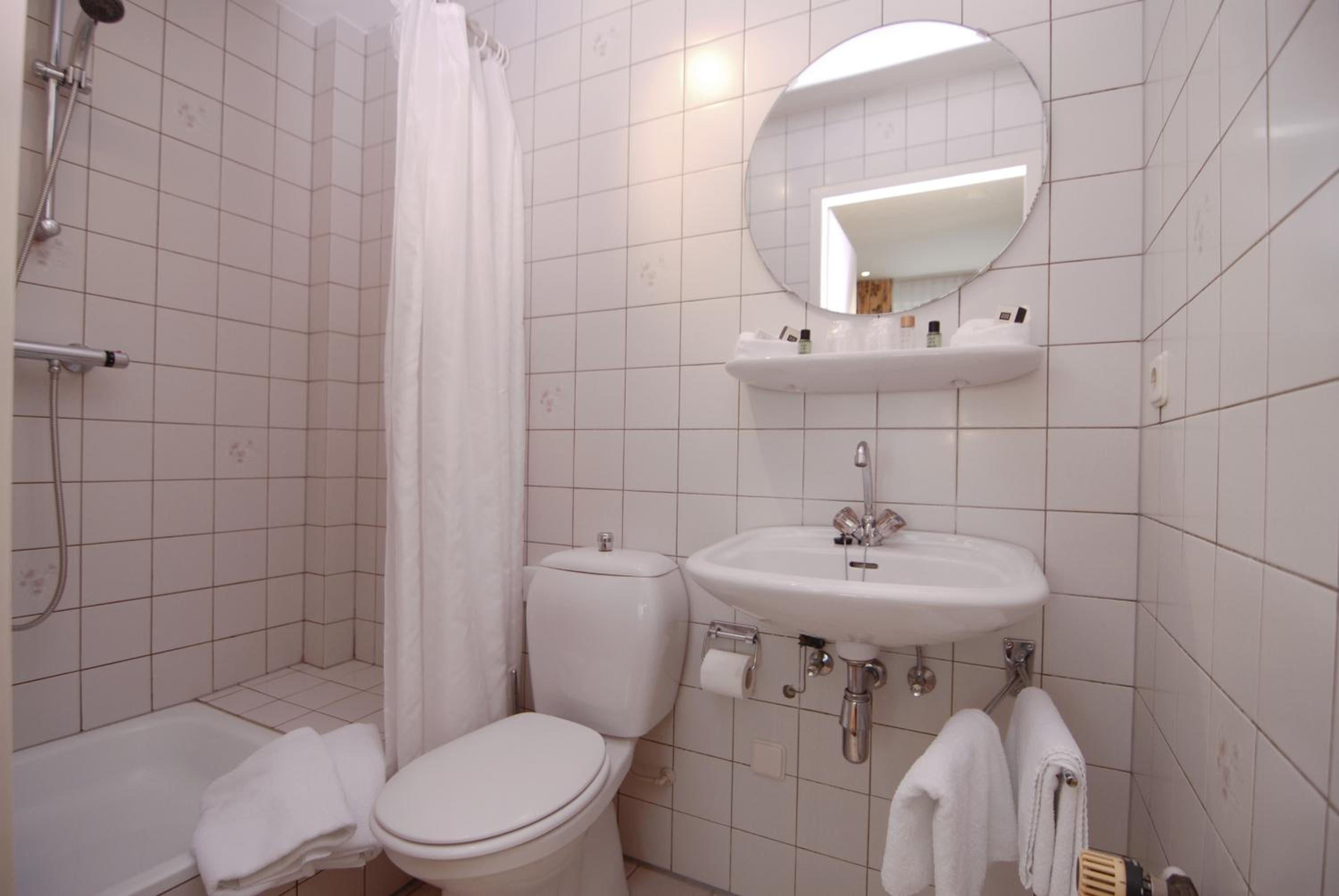Standard Single Room photo 2