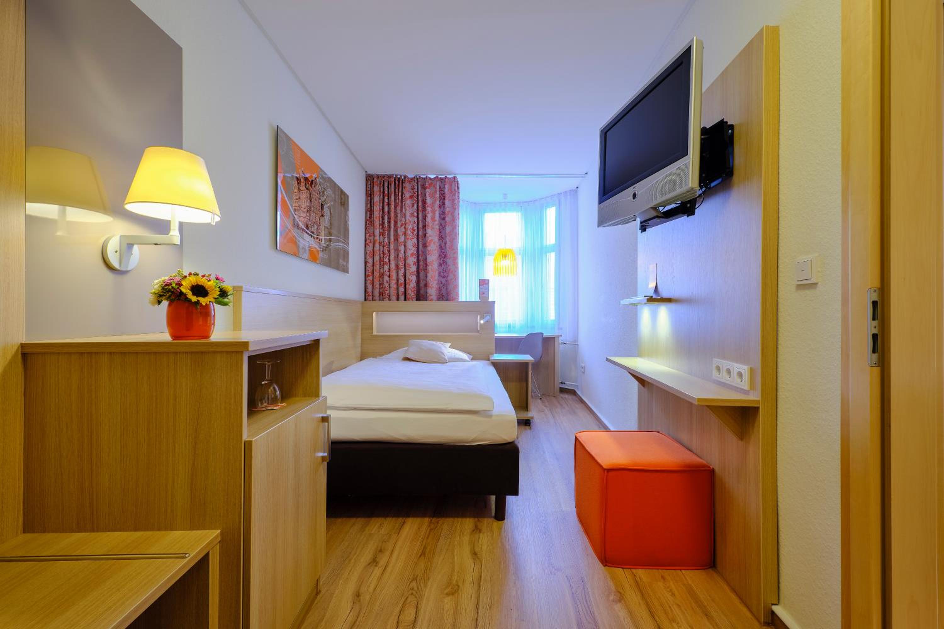 Standard Single Room