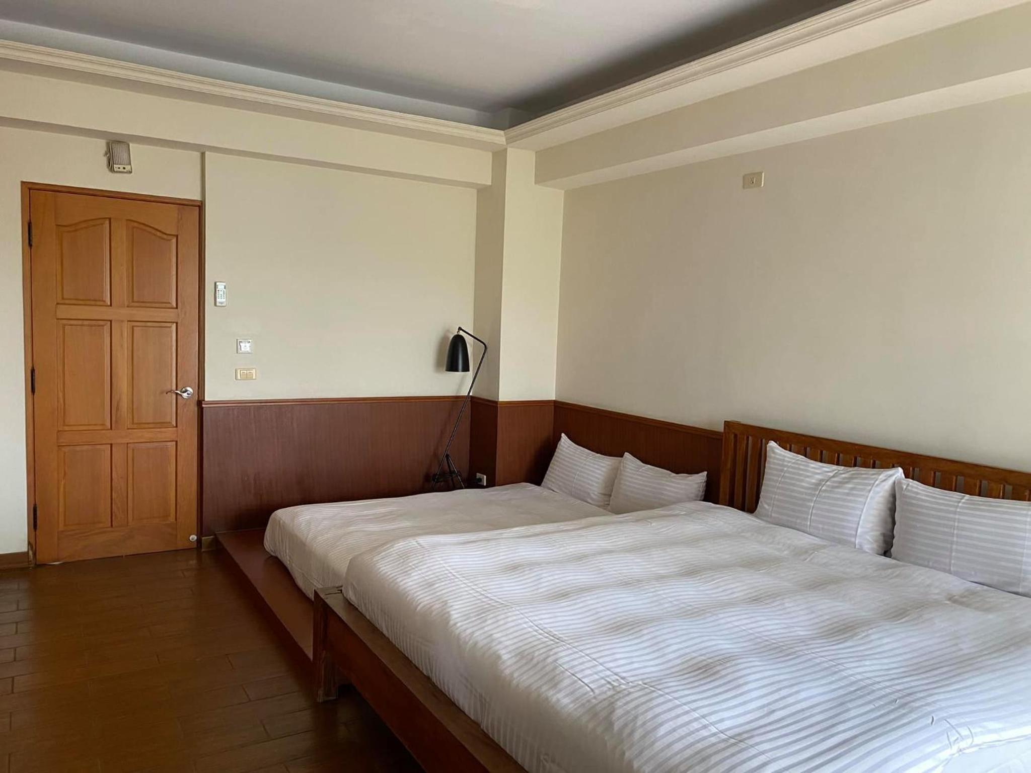 Quadruple Room with Balcony photo 2