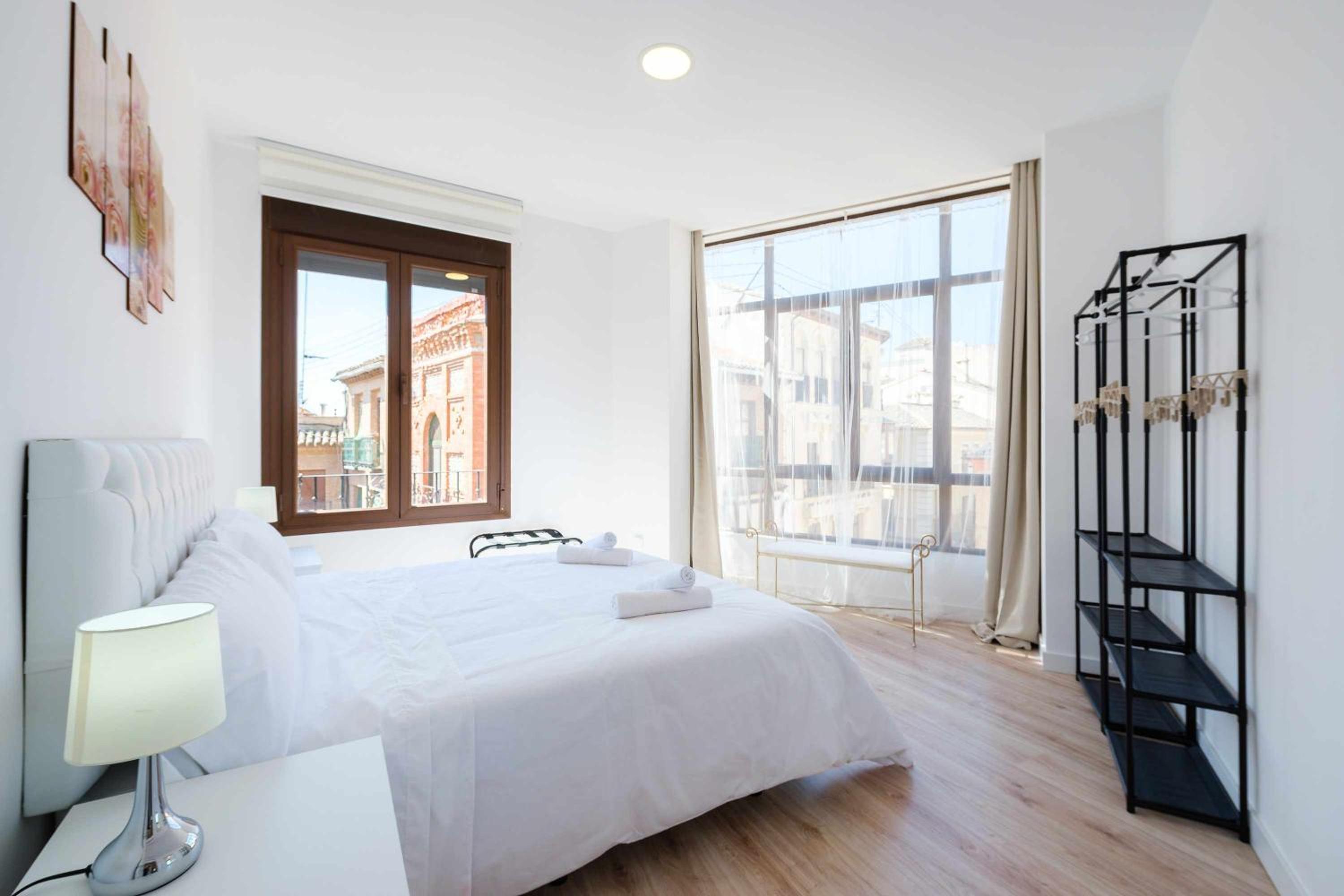 Apartamento de Tres Habitaciones Tercer Piso