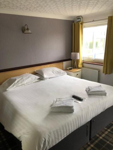 Twin Room - Photo 2