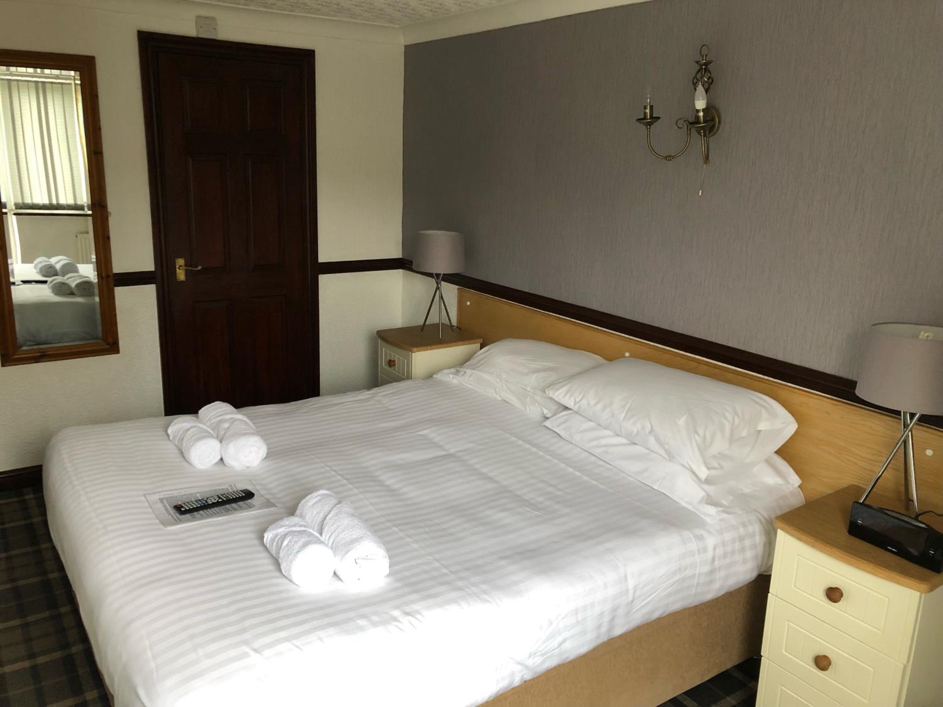 Double Room - Photo 2