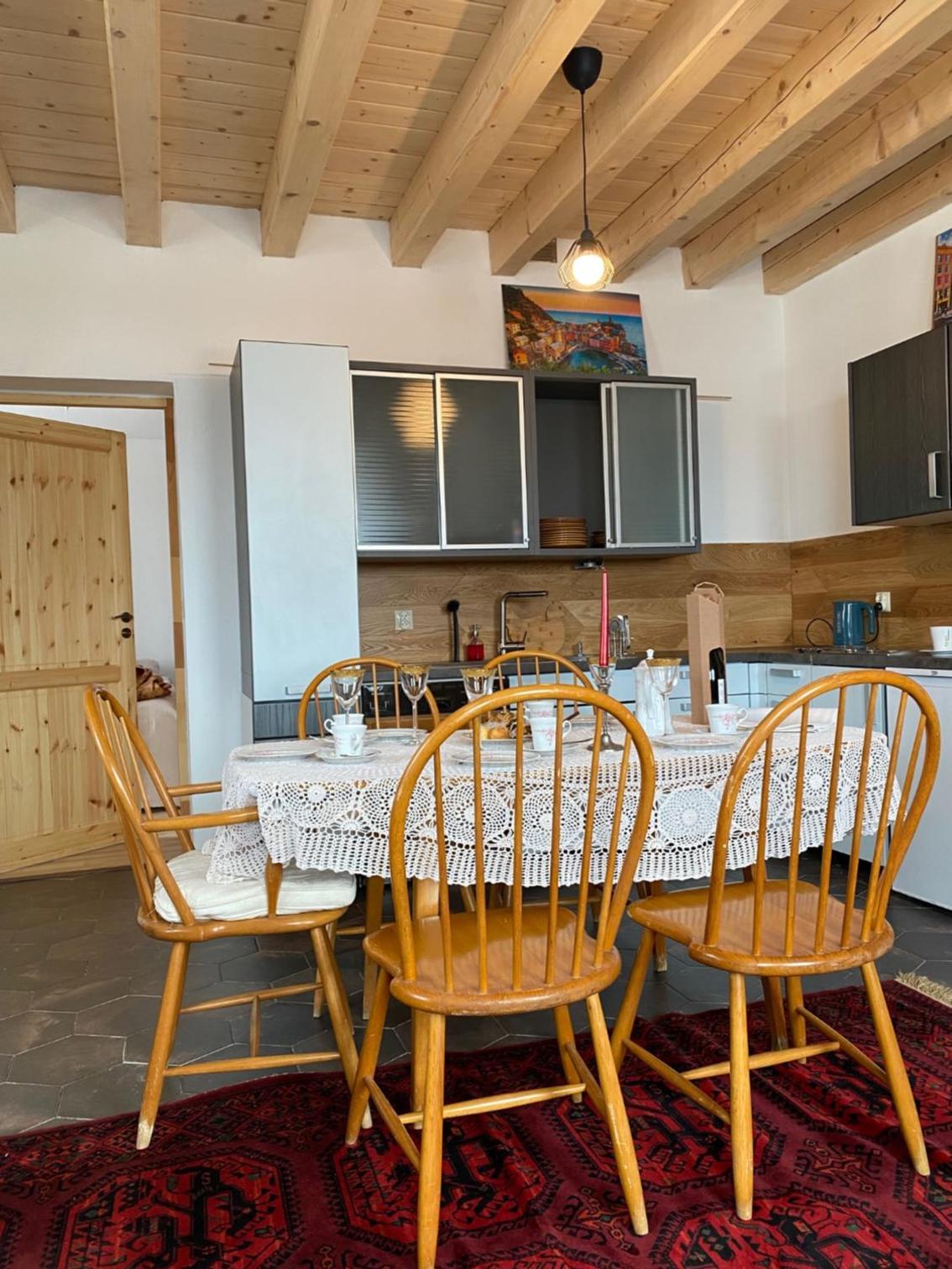 Suite with Mountain View - Photo 12