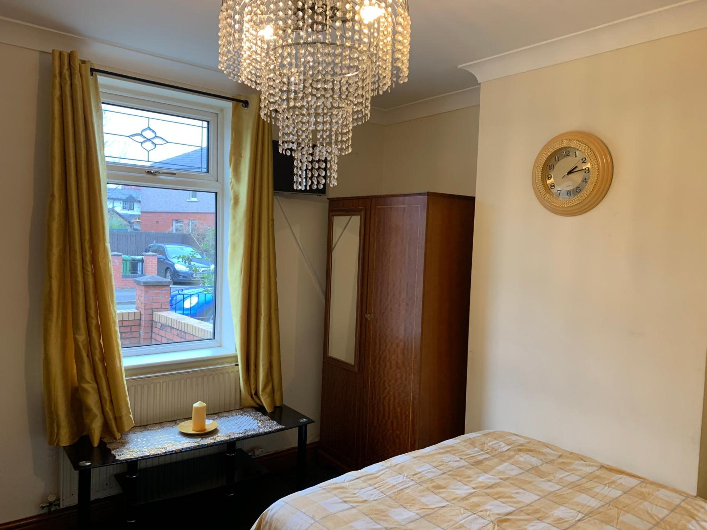 Budget Double Room photo 3