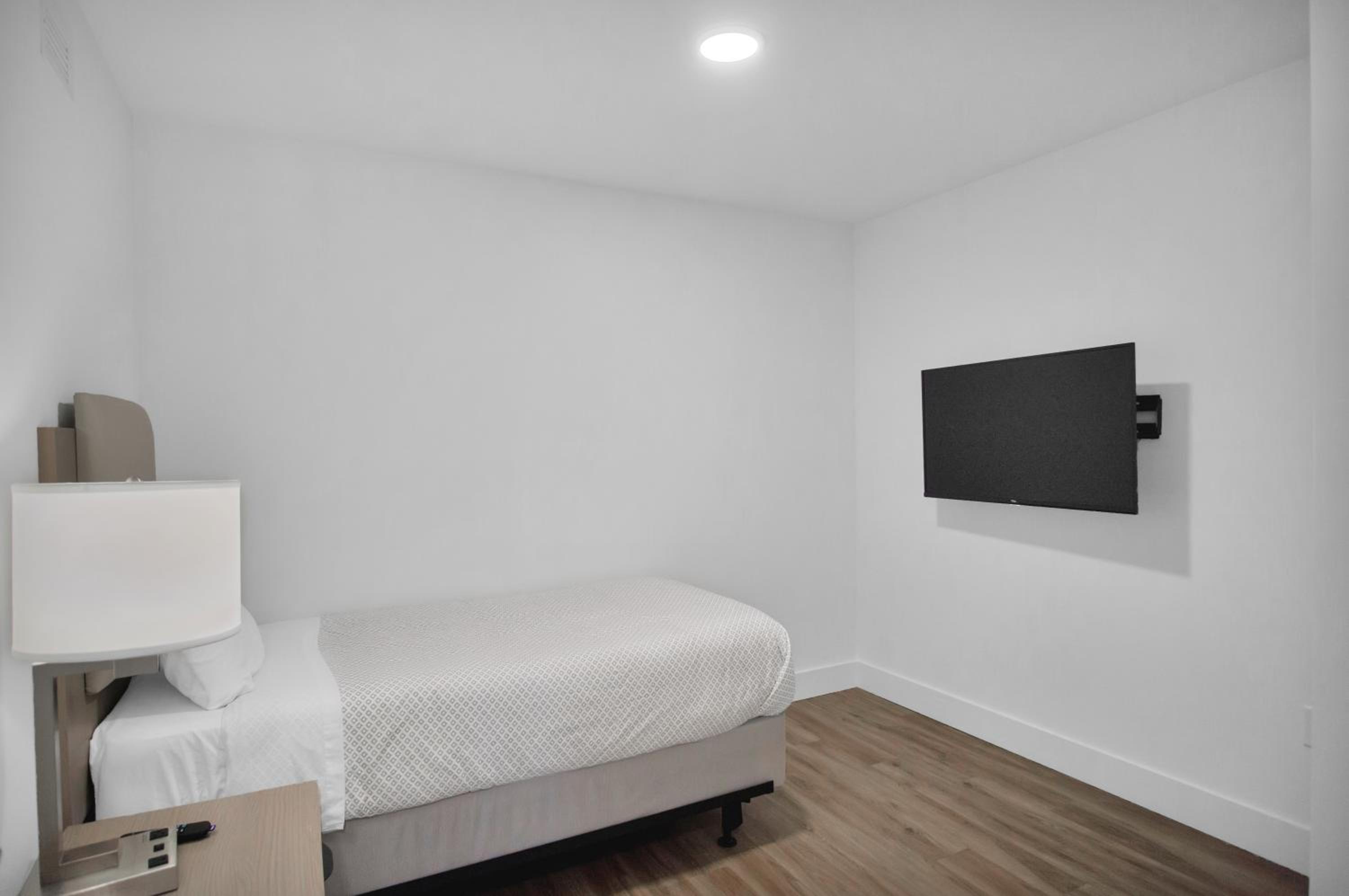 Deluxe 3 Bedroom Suite