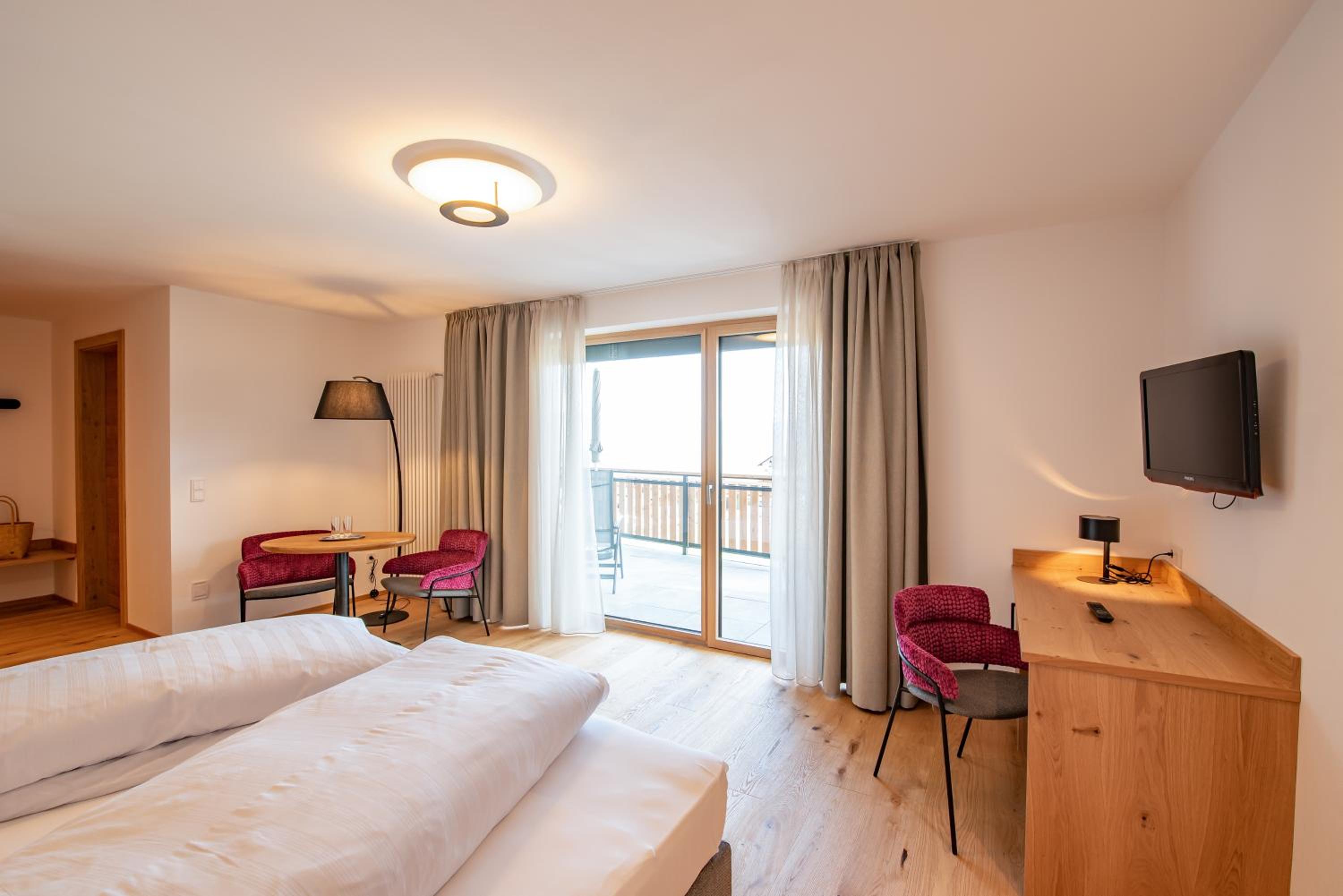Deluxe Double Room photo 2